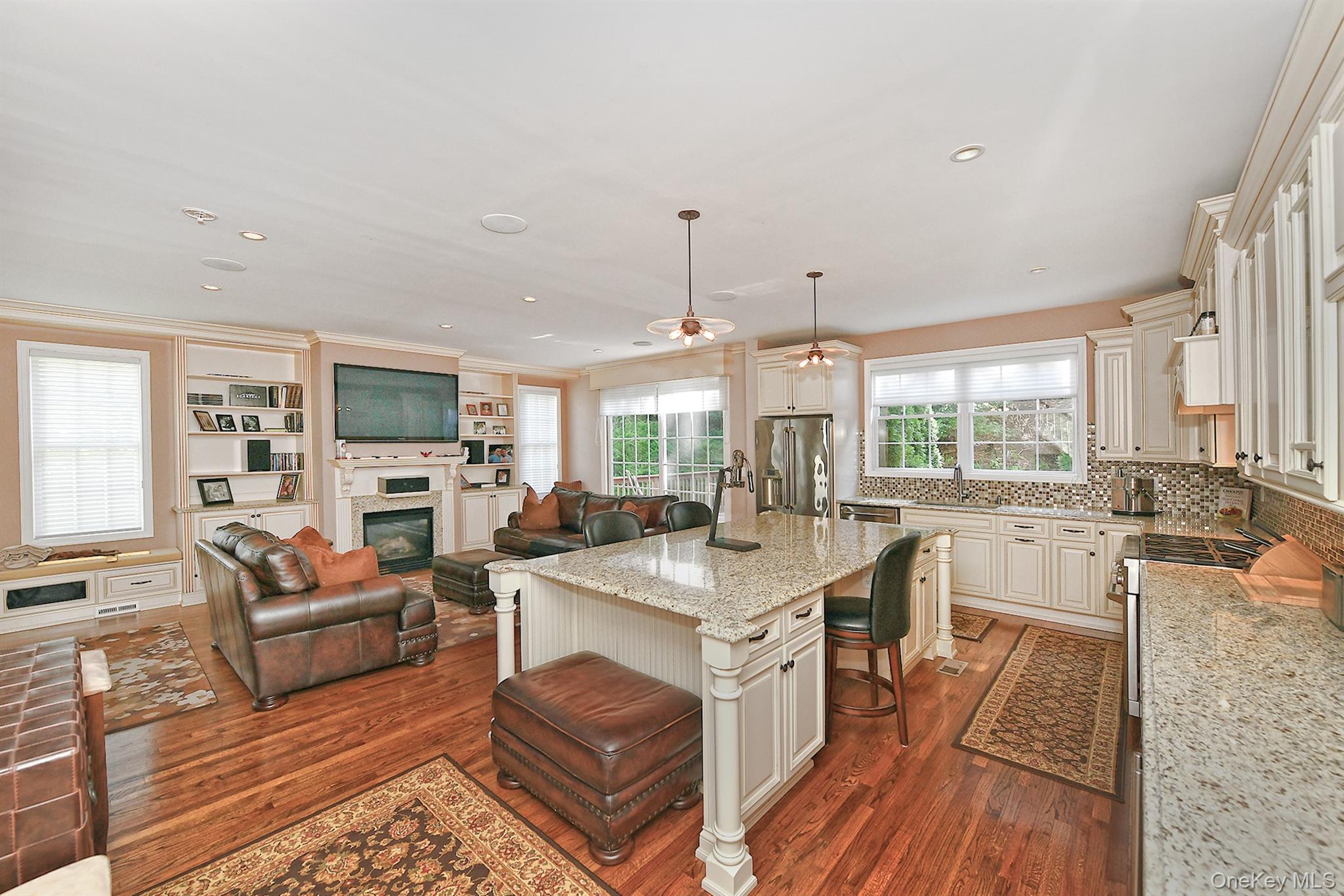 11 Spring Court, Huntington, NY 11743