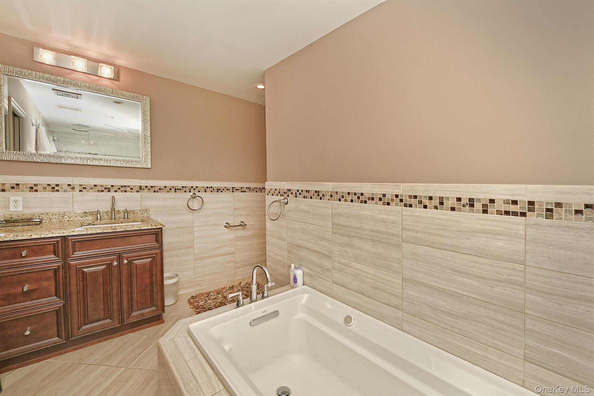 11 Spring Court, Huntington, NY 11743