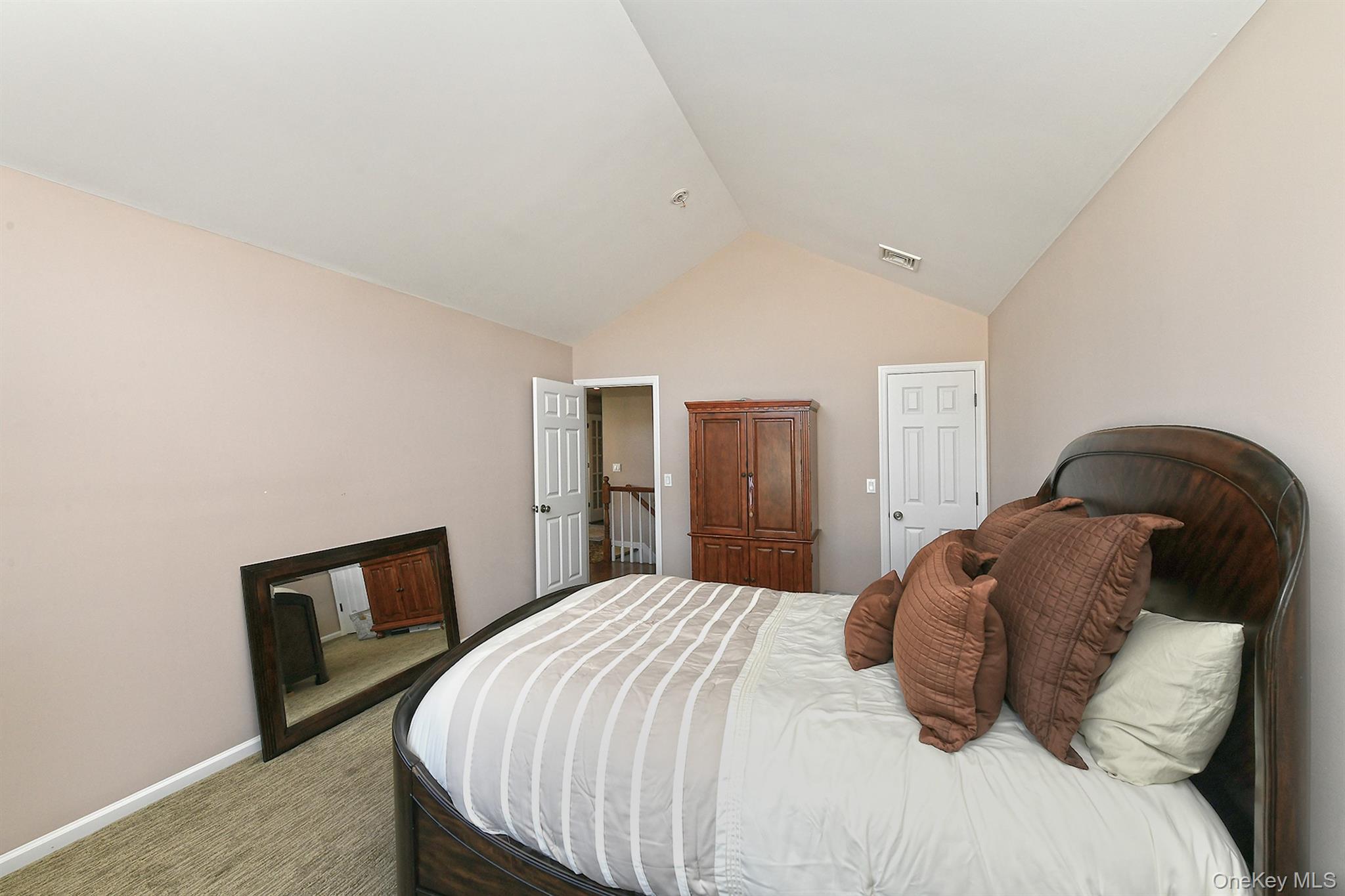 11 Spring Court, Huntington, NY 11743