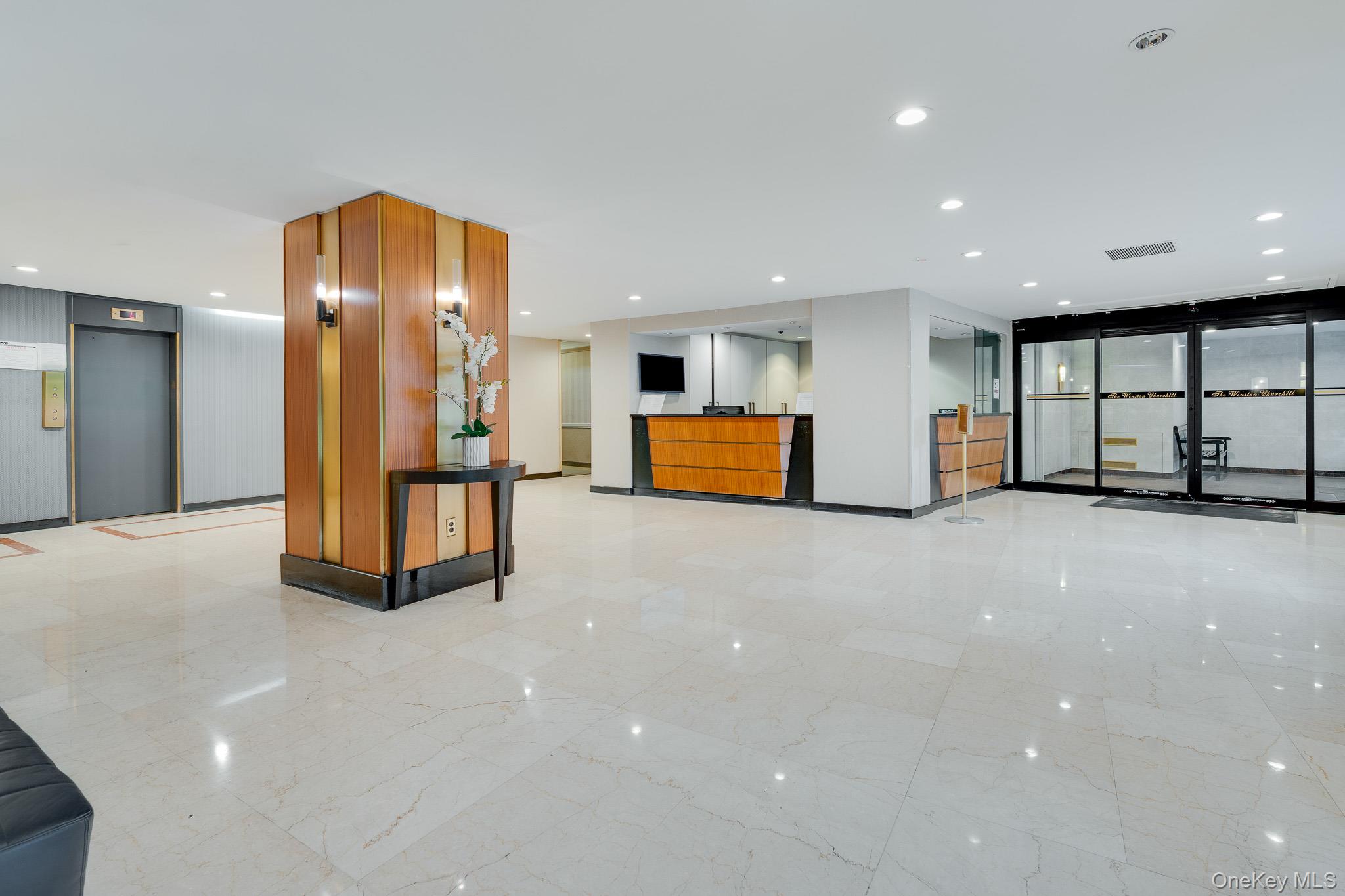 2500 Johnson Avenue # 20F, Bronx, NY 10463