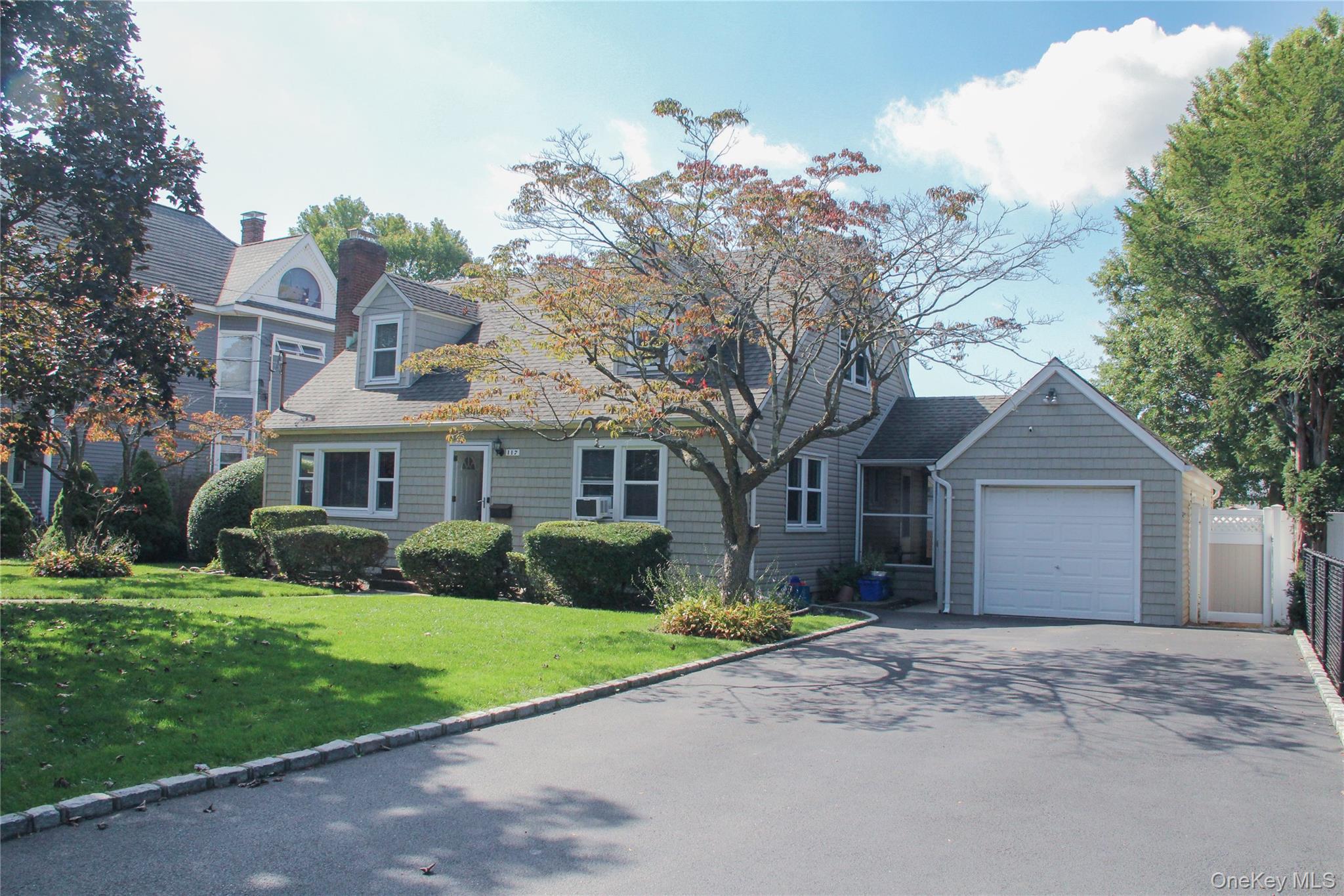 117 N Grove Street, Freeport, NY 11520