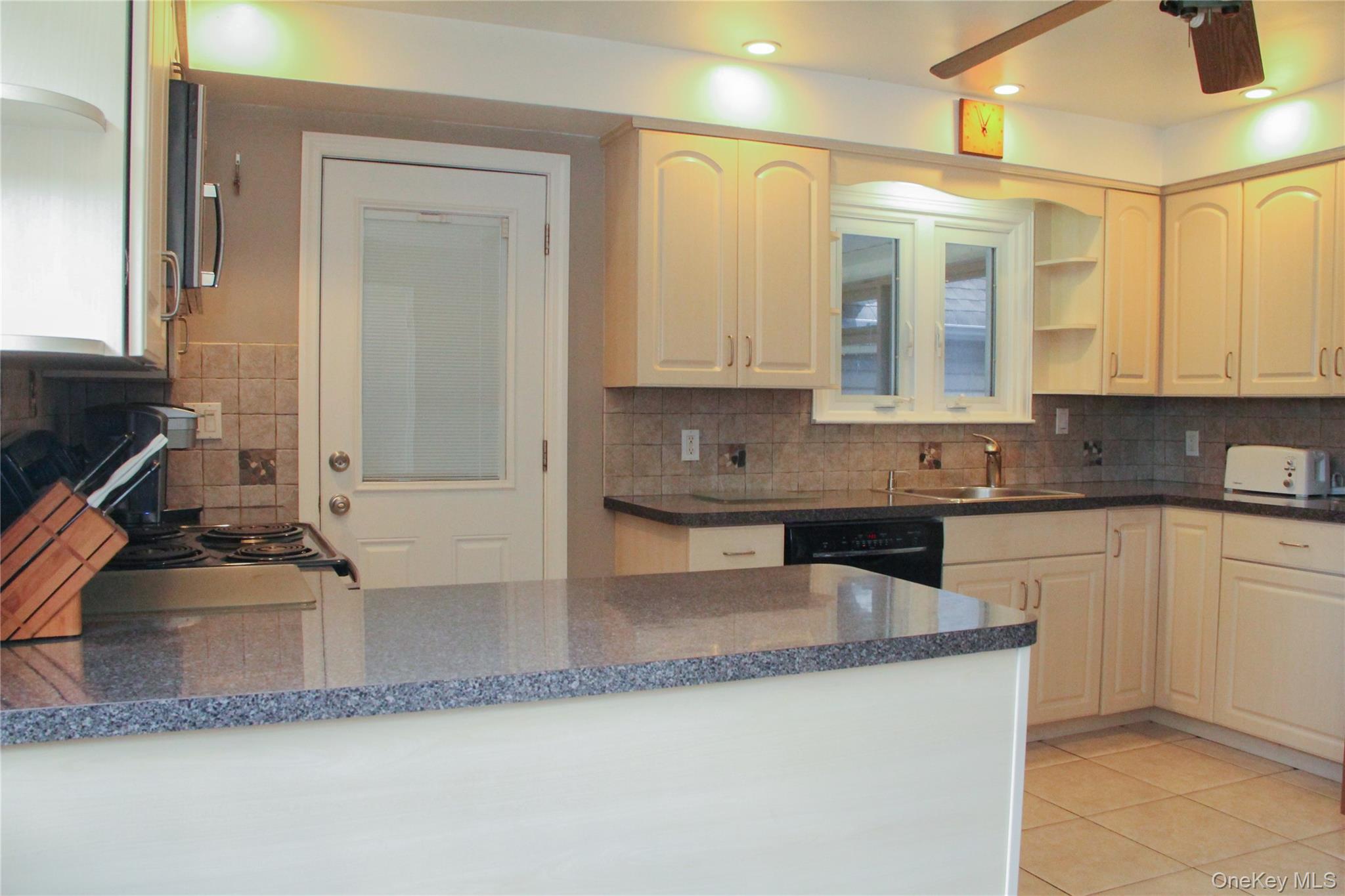 117 N Grove Street, Freeport, NY 11520