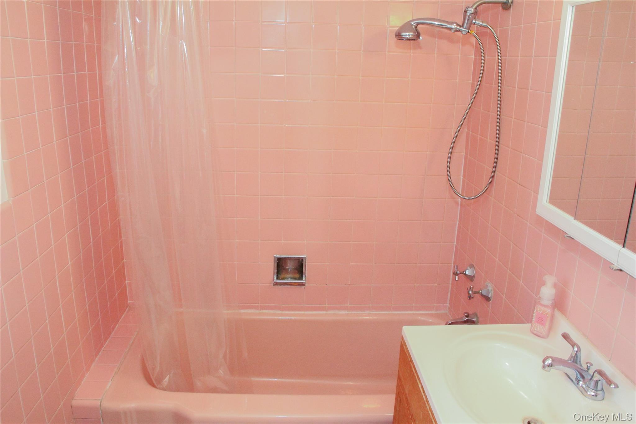 117 N Grove Street, Freeport, NY 11520