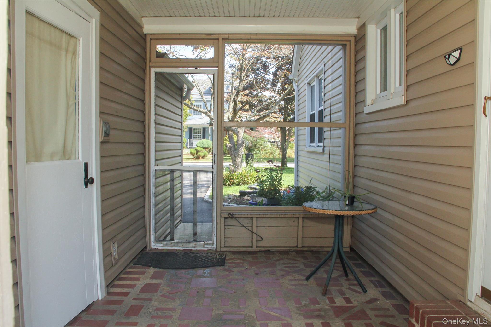 117 N Grove Street, Freeport, NY 11520