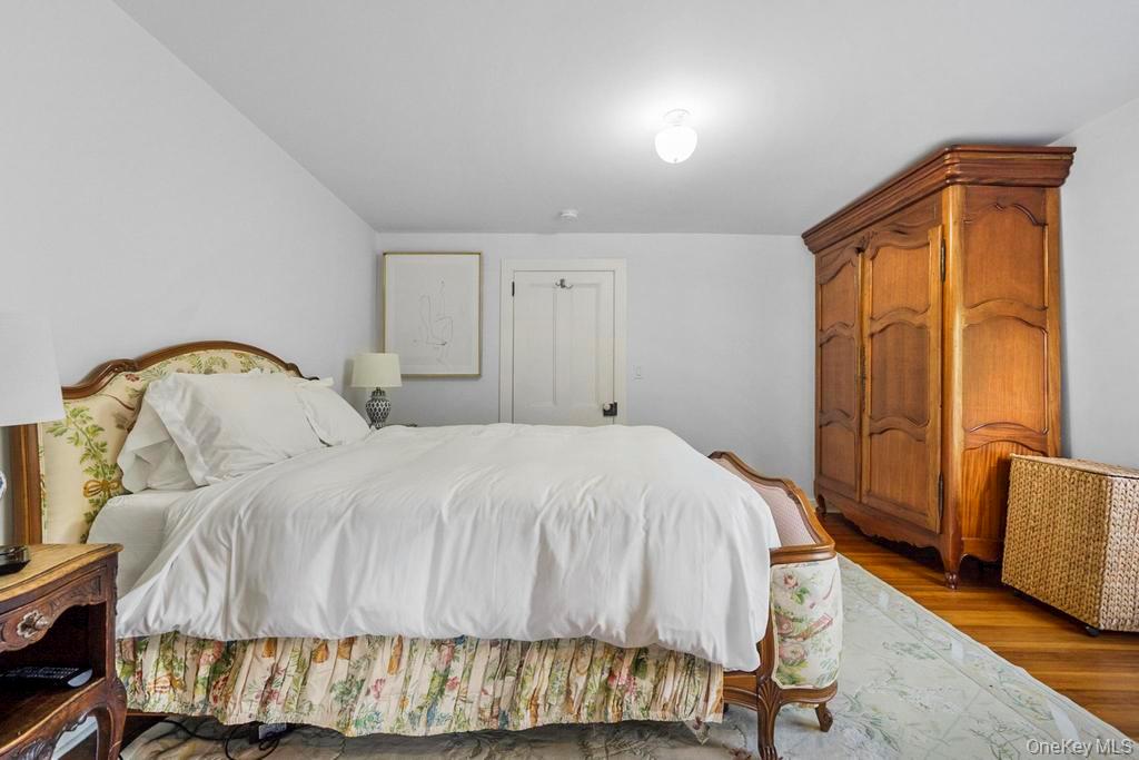 46 Bellport Lane, Bellport Village, NY 11713