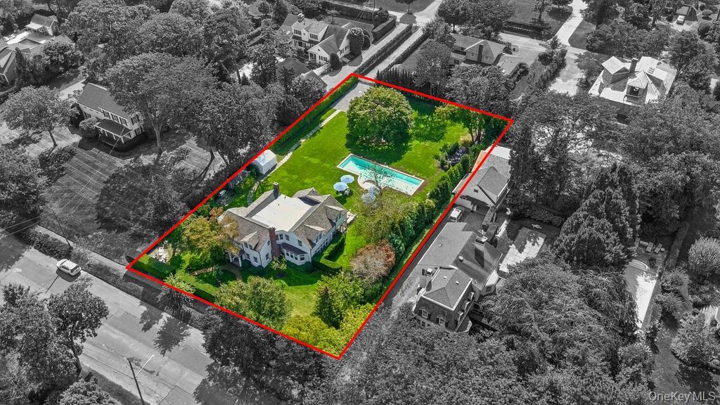 46 Bellport Lane, Bellport Village, NY 11713