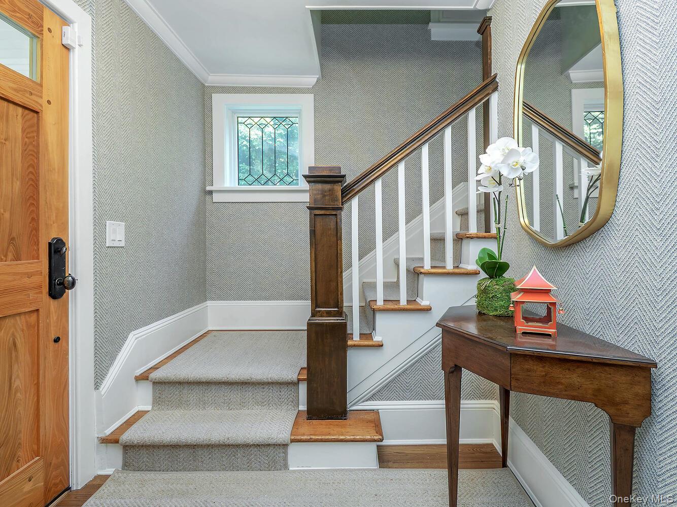 97 Lafayette Avenue, Sea Cliff, NY 11579