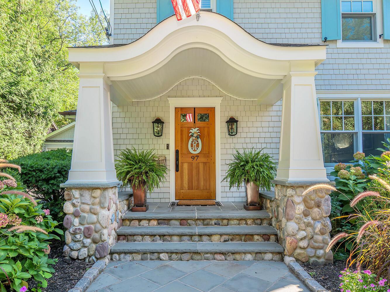 97 Lafayette Avenue, Sea Cliff, NY 11579