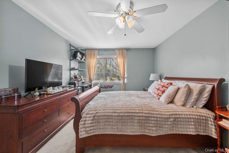 500 Pondside Drive # 2H, White Plains, NY 10607