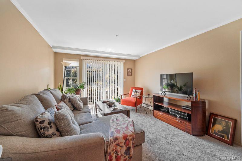 500 Pondside Drive # 2H, White Plains, NY 10607