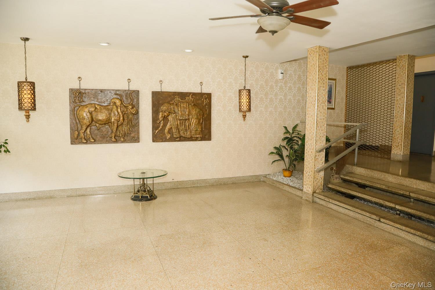 100 Randall Avenue # 1E, Freeport, NY 11520