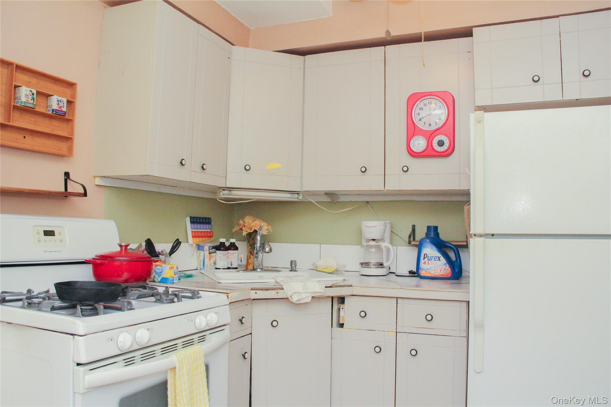 100 Randall Avenue # 1E, Freeport, NY 11520