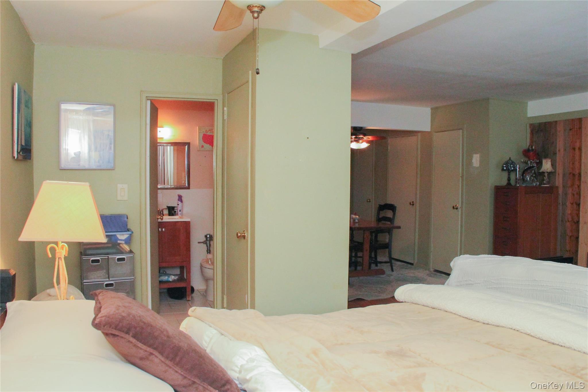 100 Randall Avenue # 1E, Freeport, NY 11520