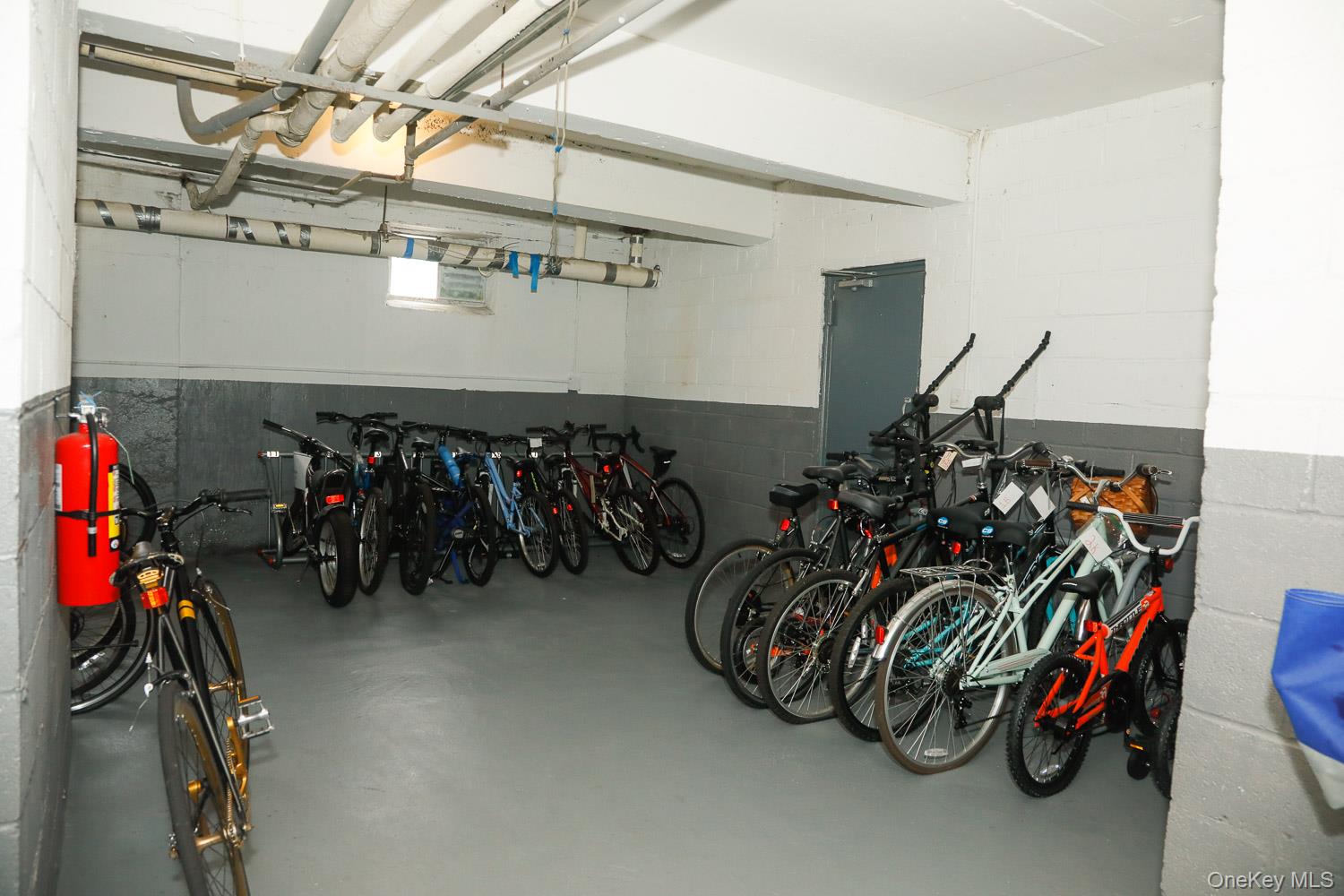 100 Randall Avenue # 1E, Freeport, NY 11520