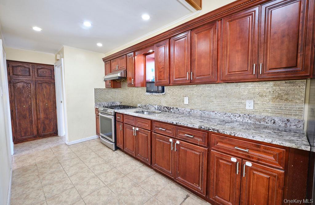 23009 87th Avenue, Queens Village, NY 11427