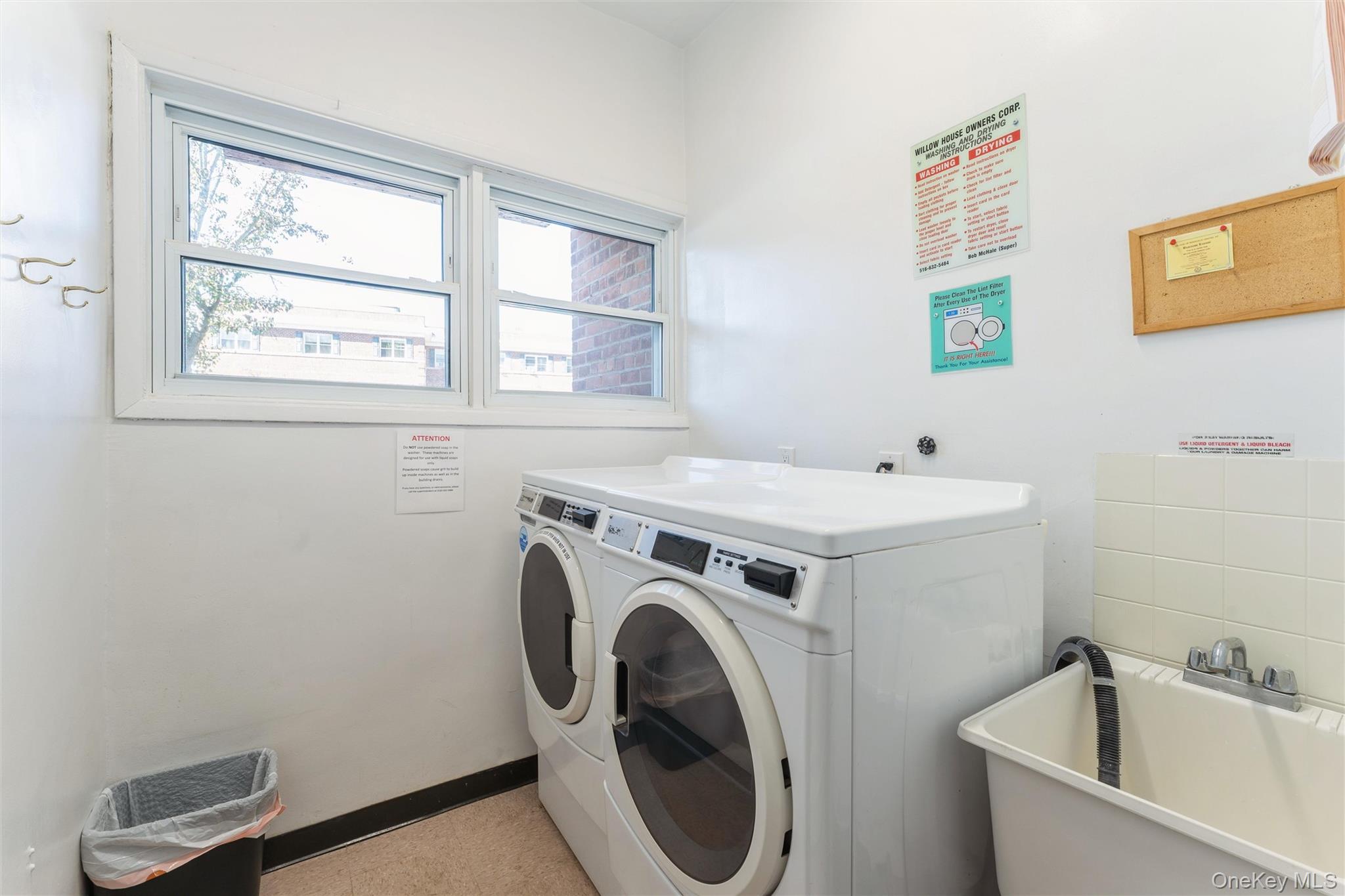 61 Maine Avenue # D14, Rockville Centre, NY 11570