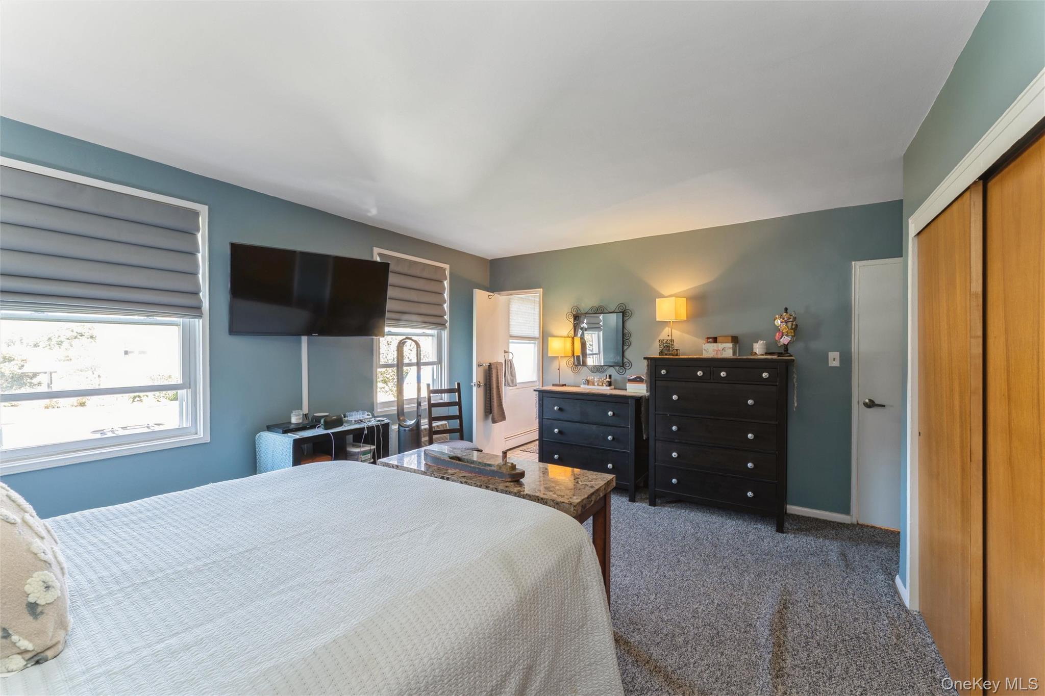 61 Maine Avenue # D14, Rockville Centre, NY 11570