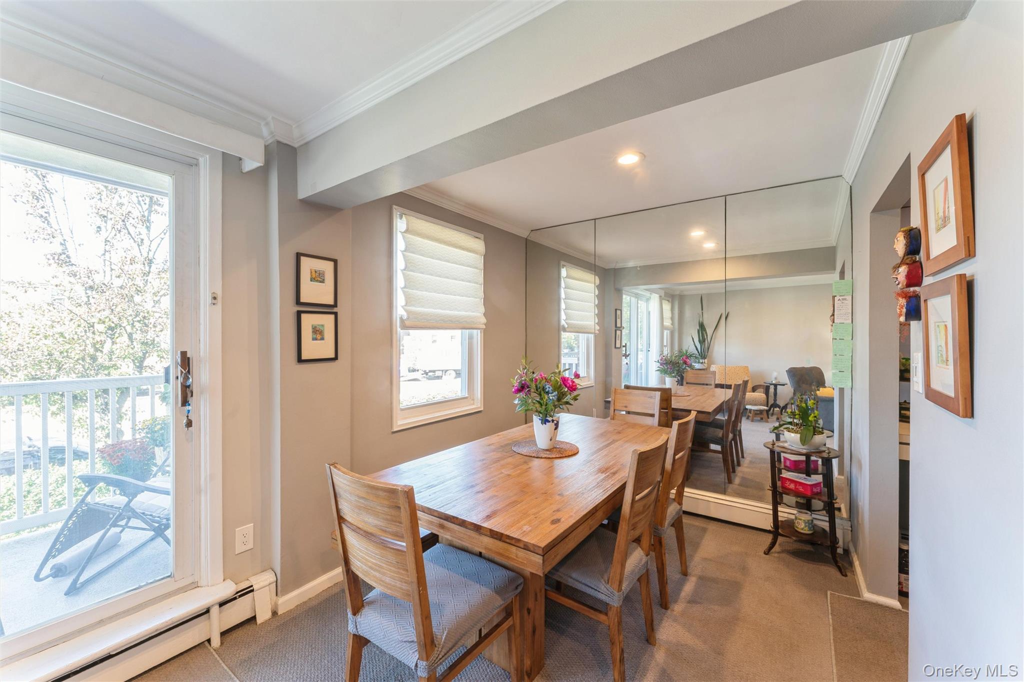 61 Maine Avenue # D14, Rockville Centre, NY 11570