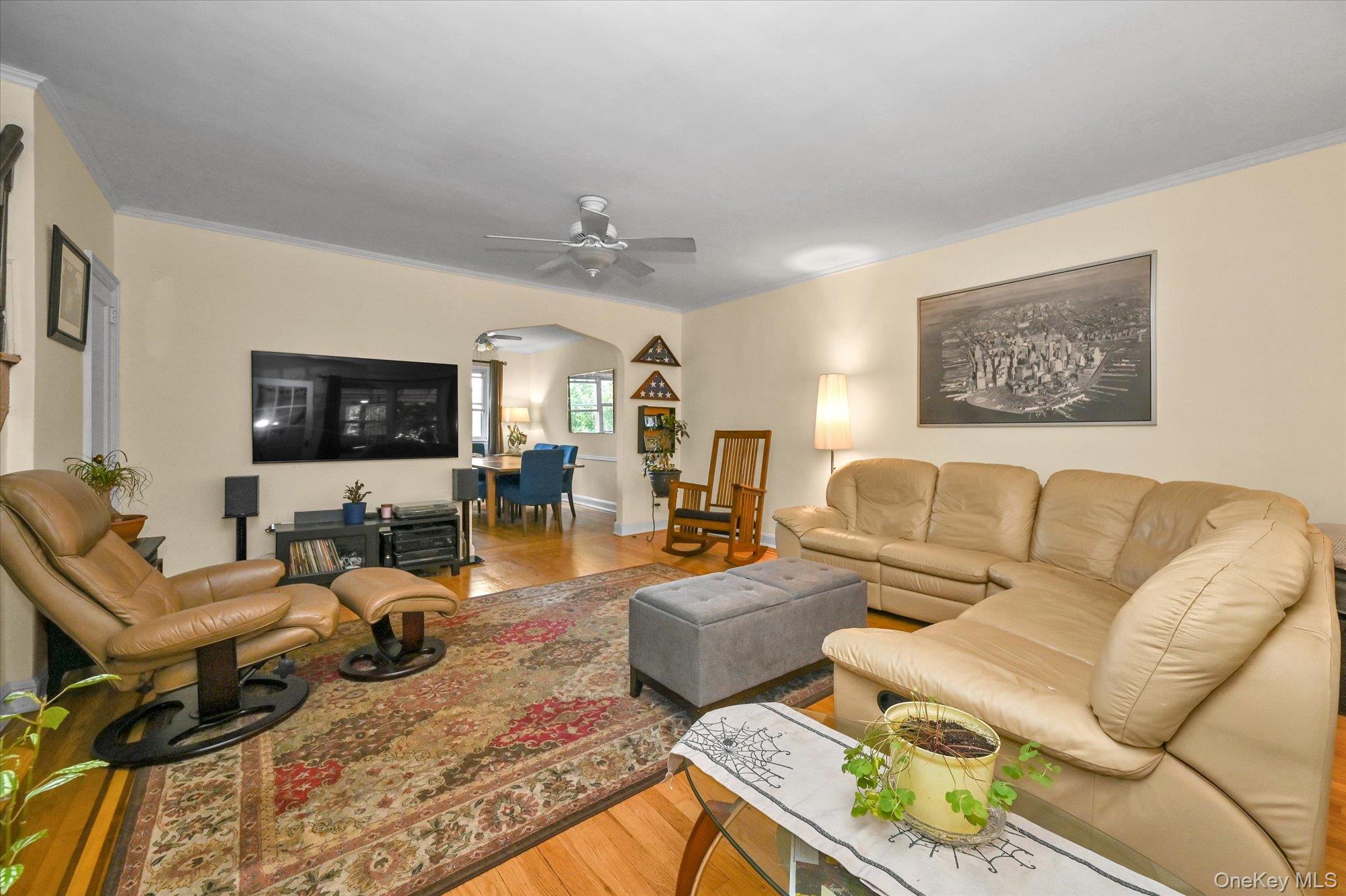 3040 Hobart Street, Woodside, NY 11377