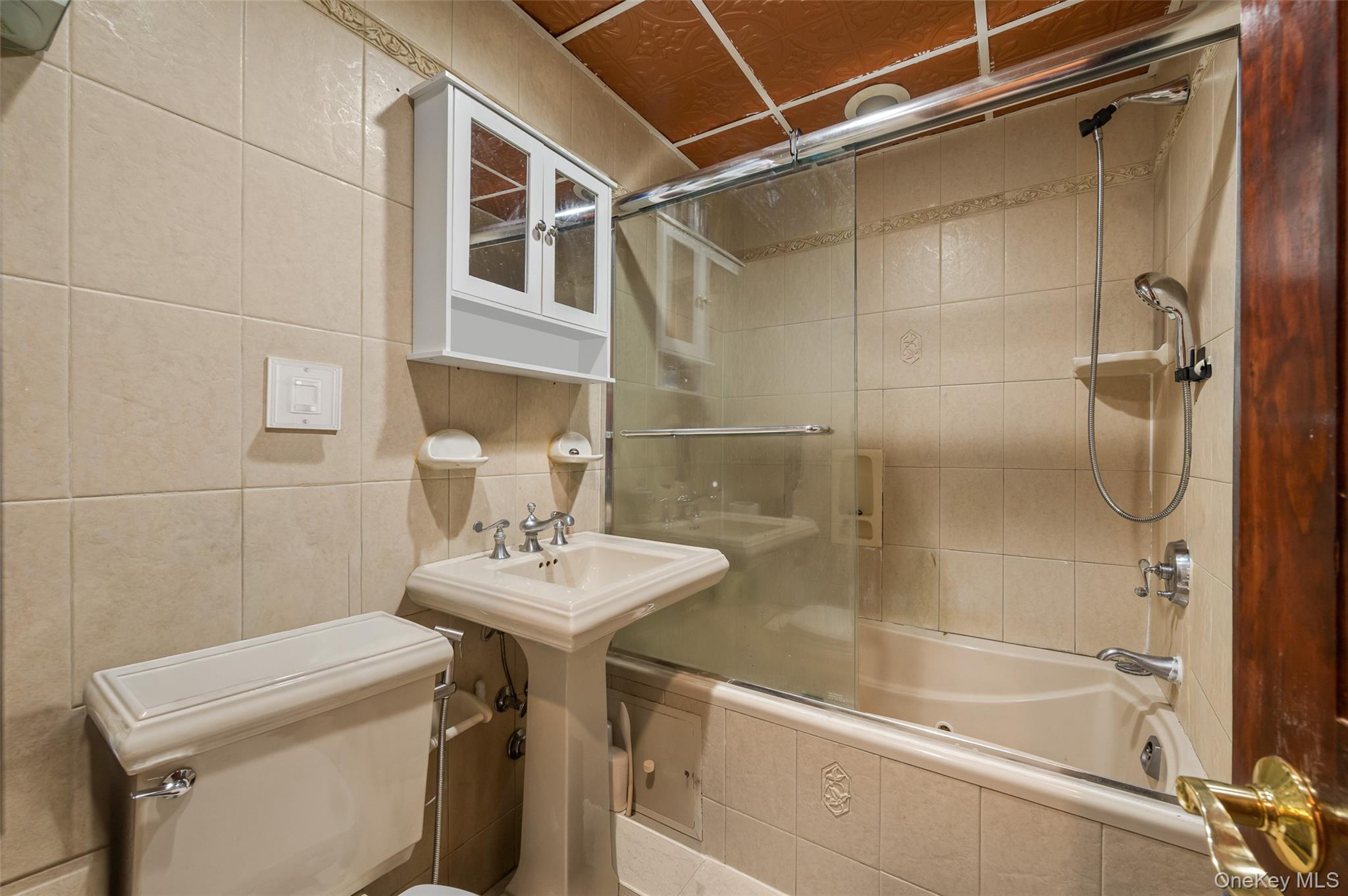 77-35 66th Drive, Middle Village, NY 11379