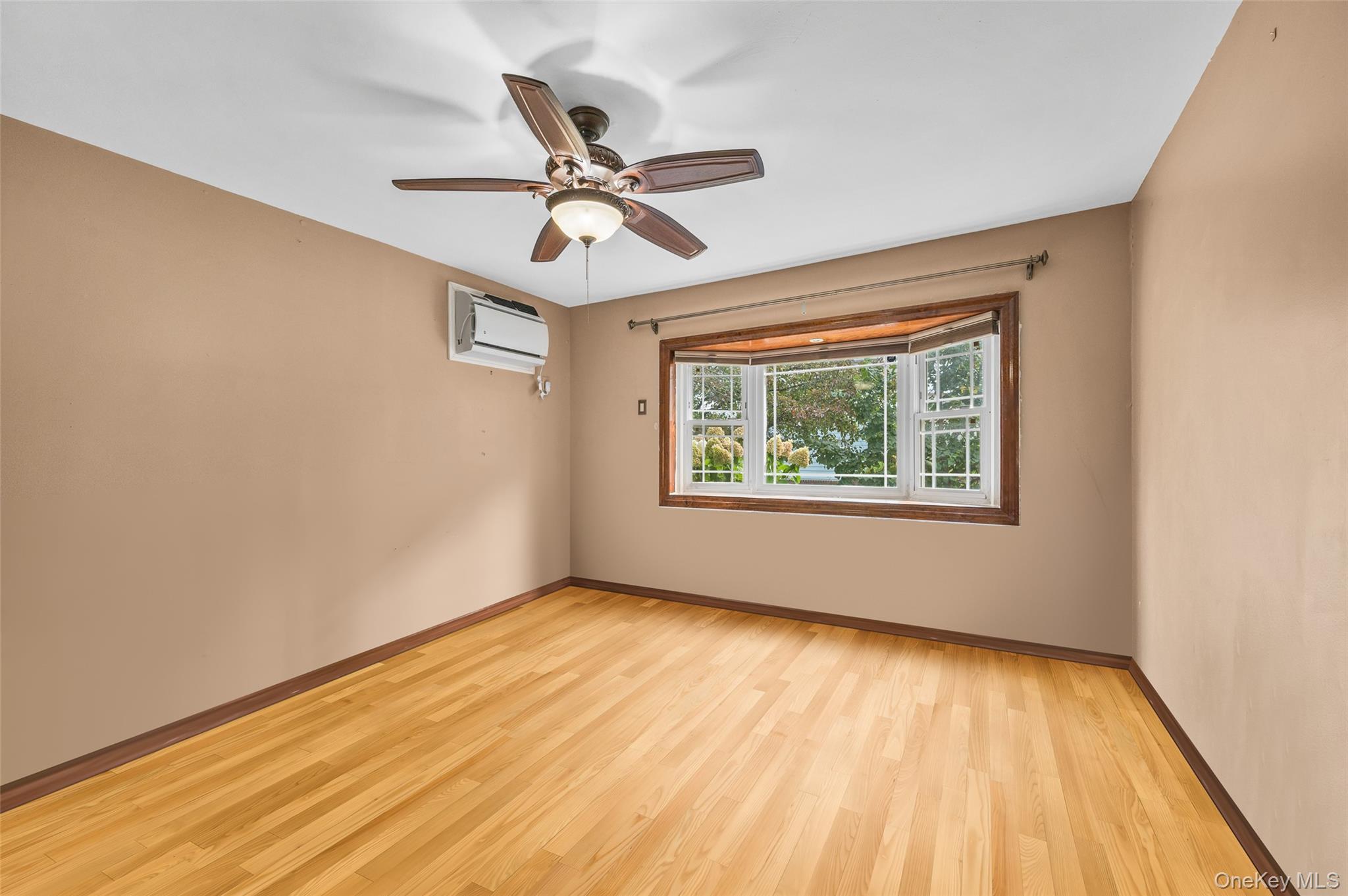 77-35 66th Drive, Middle Village, NY 11379