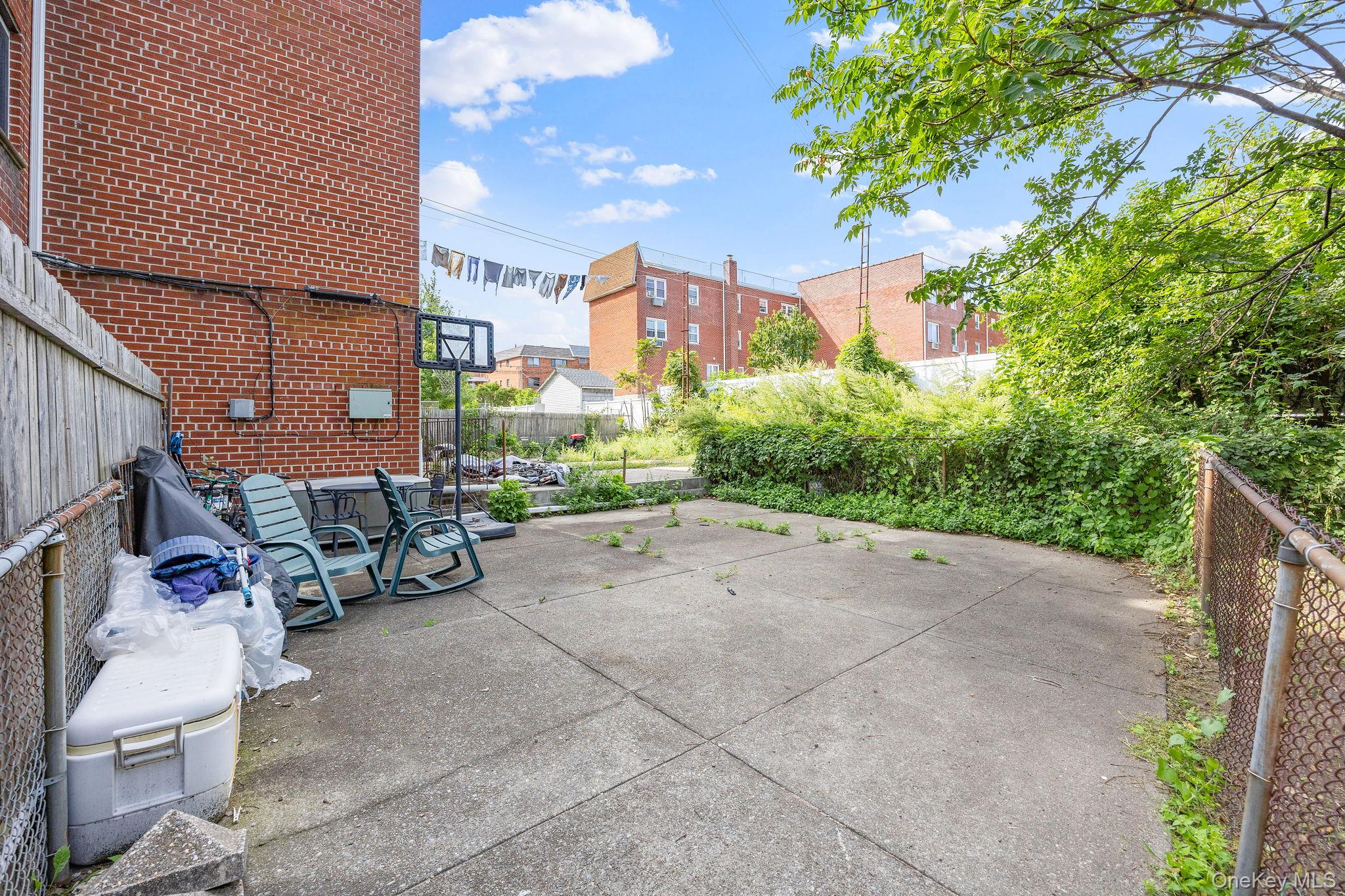 7521 Caldwell Avenue, Middle Village, NY 11379