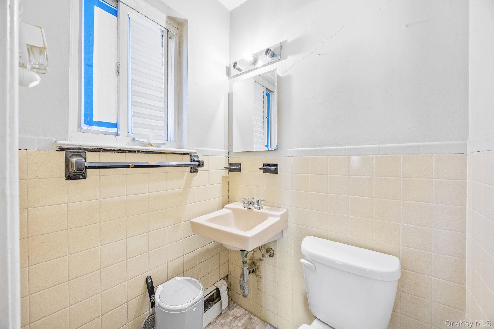 7521 Caldwell Avenue, Middle Village, NY 11379