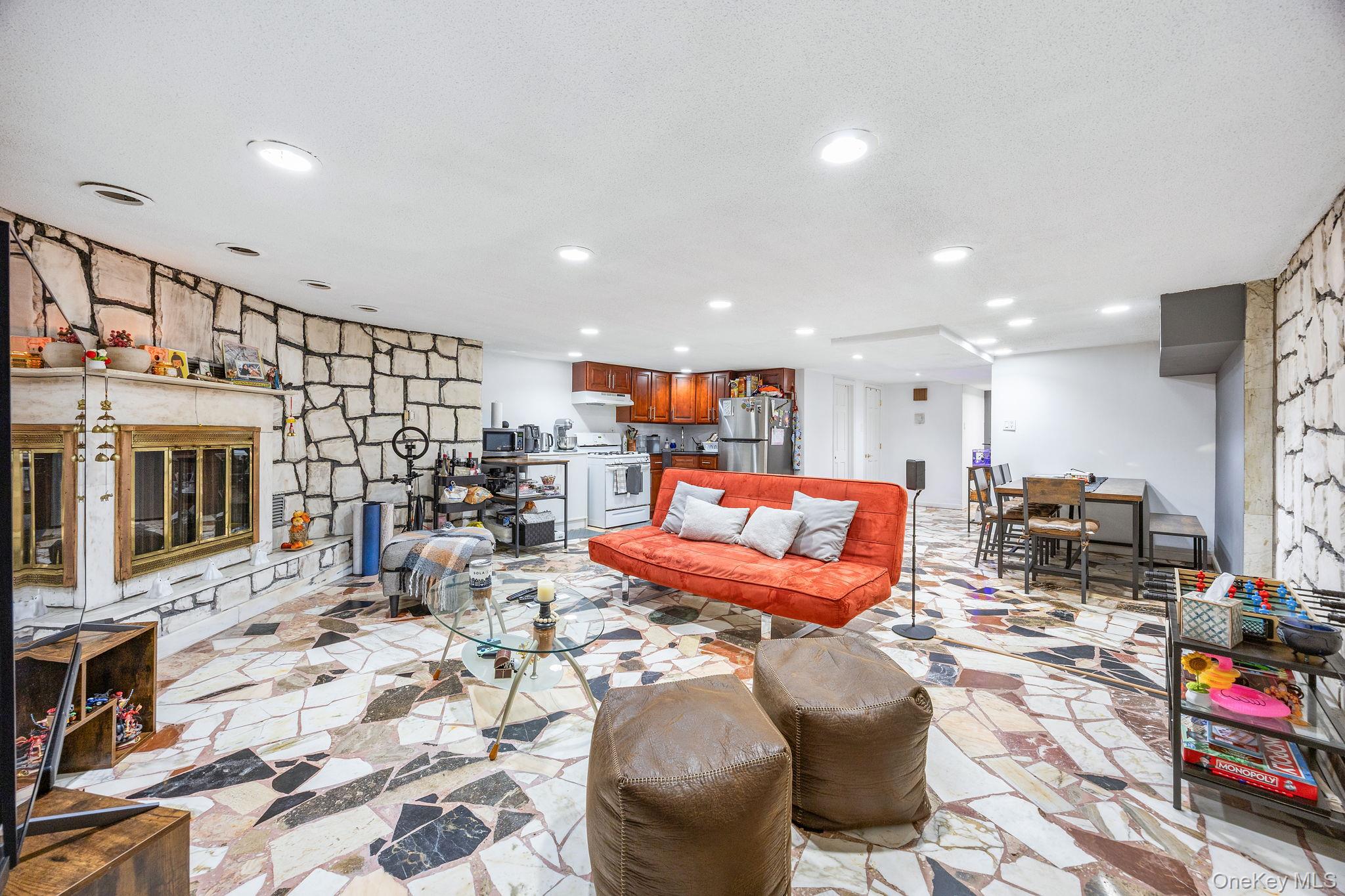 7521 Caldwell Avenue, Middle Village, NY 11379