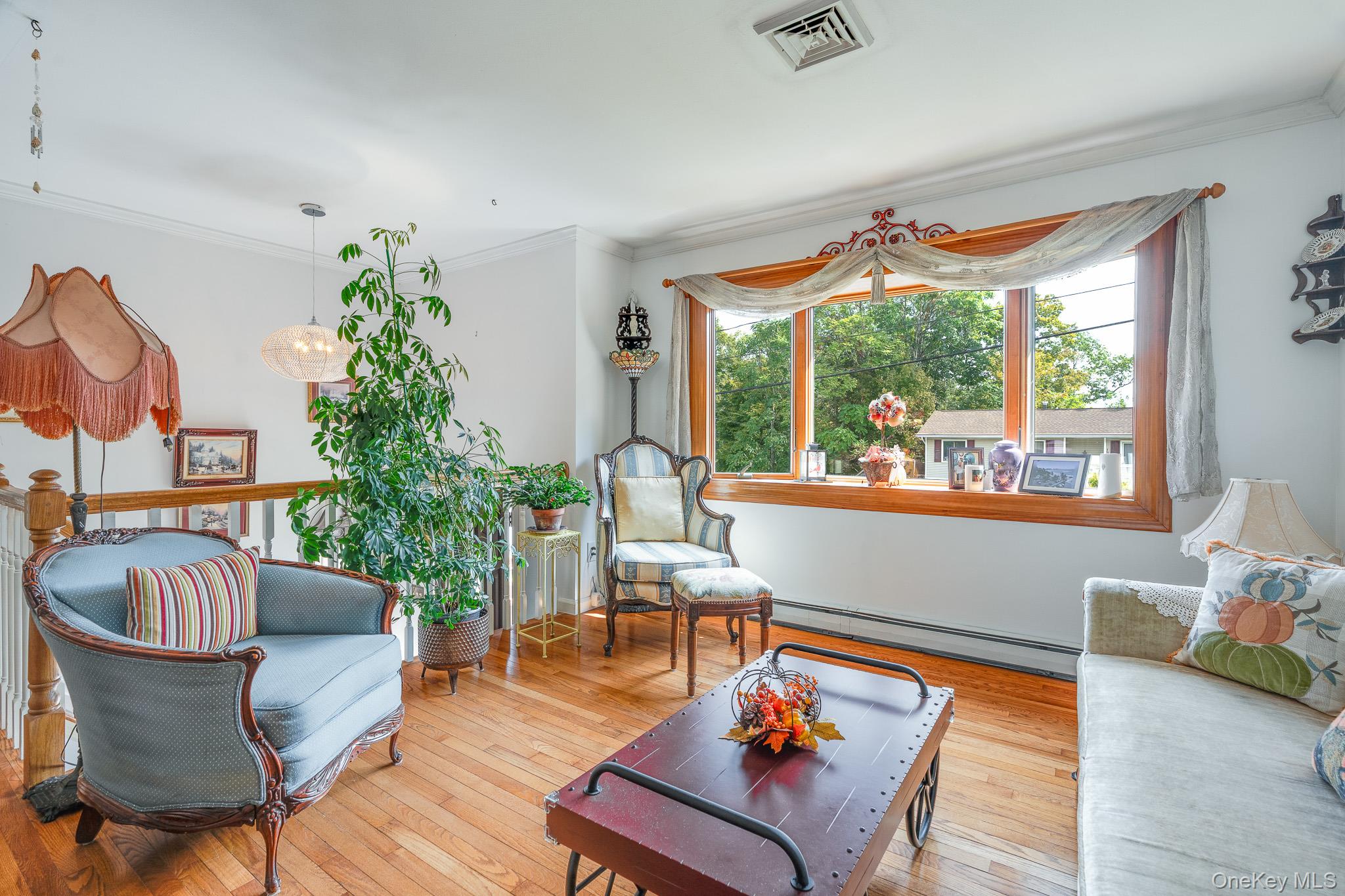 34 Raker Road, Poughkeepsie, NY 12603