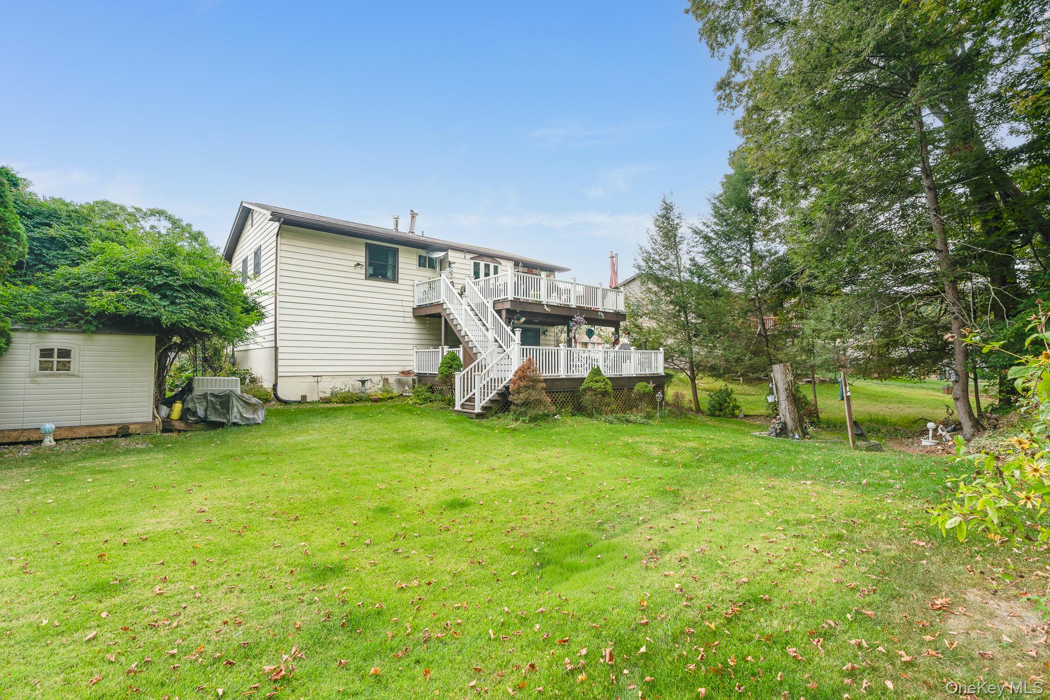 34 Raker Road, Poughkeepsie, NY 12603