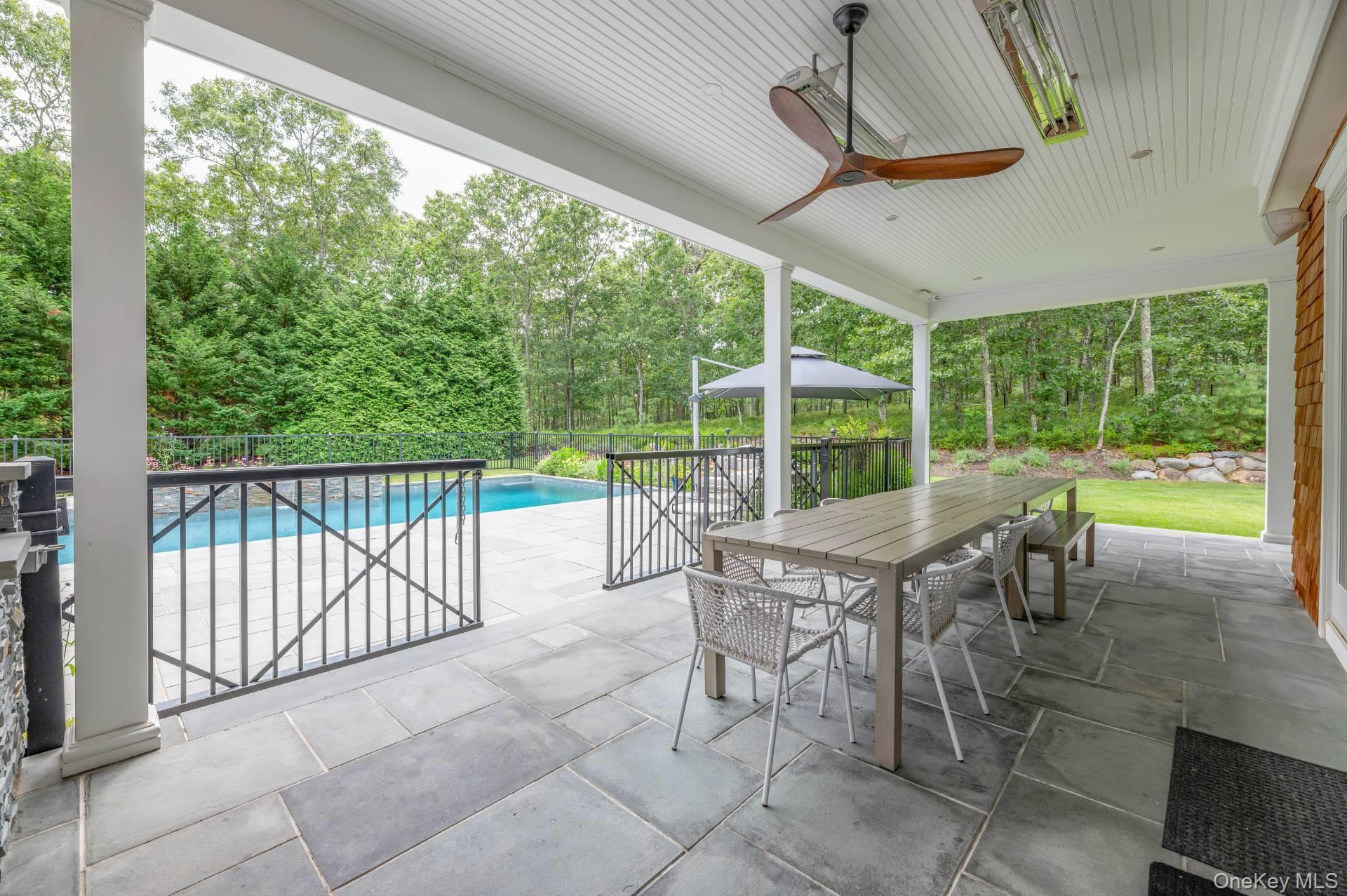 2 Rose Court, Southampton, NY 11968