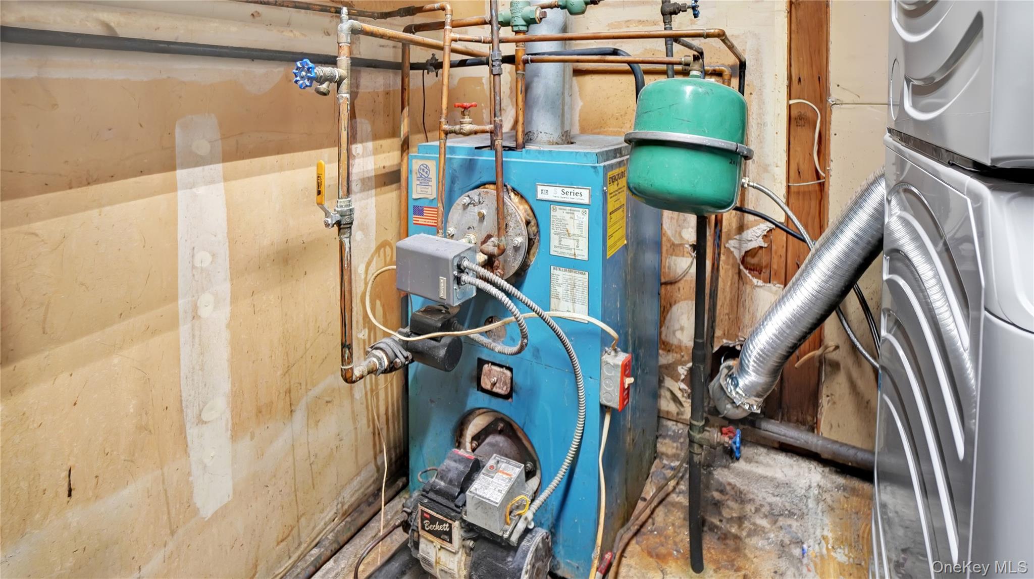 2 Pinetop Drive, Shirley, NY 11967