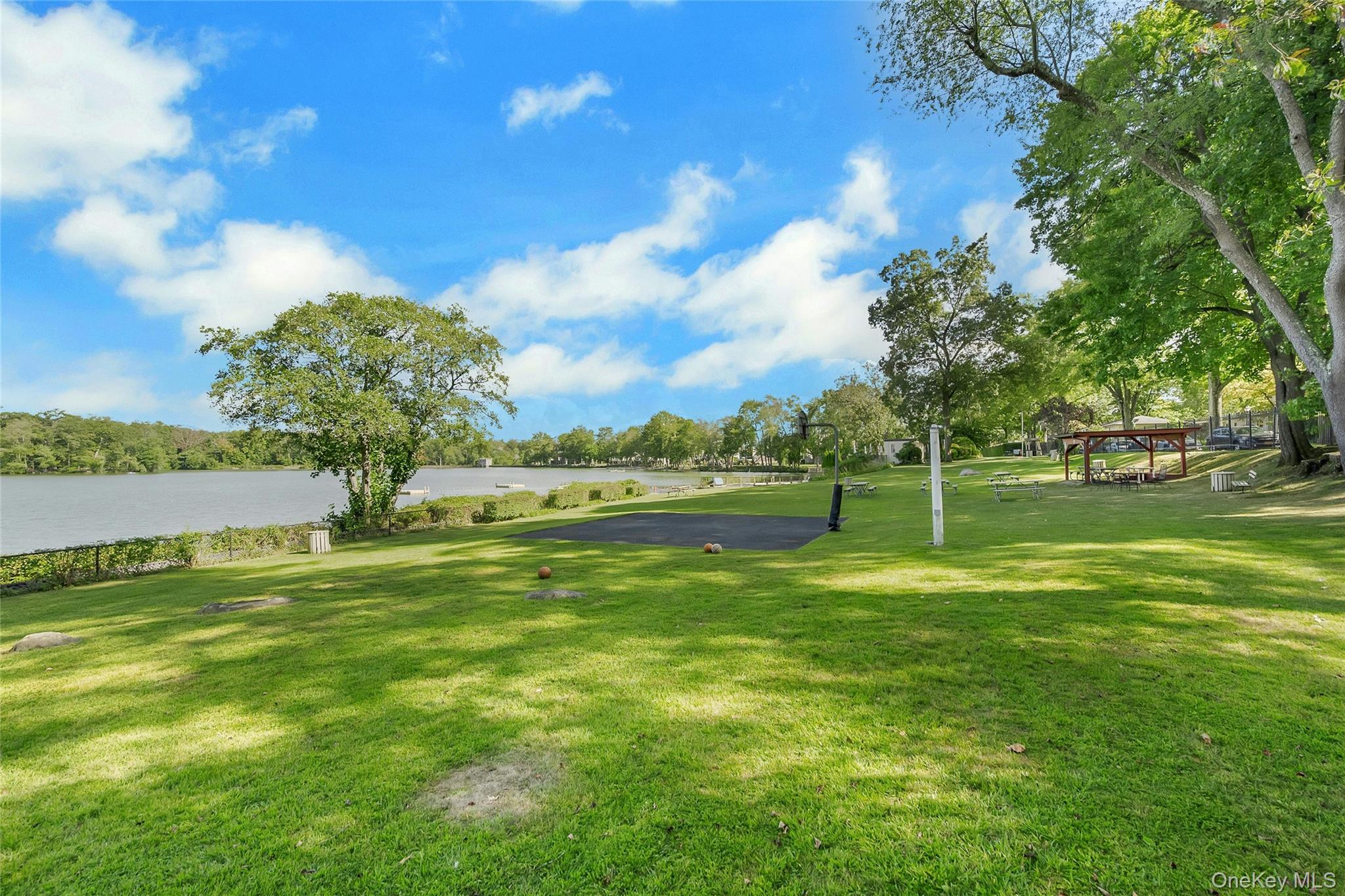 1259 California Road # 2 (C23), Eastchester, NY 10709