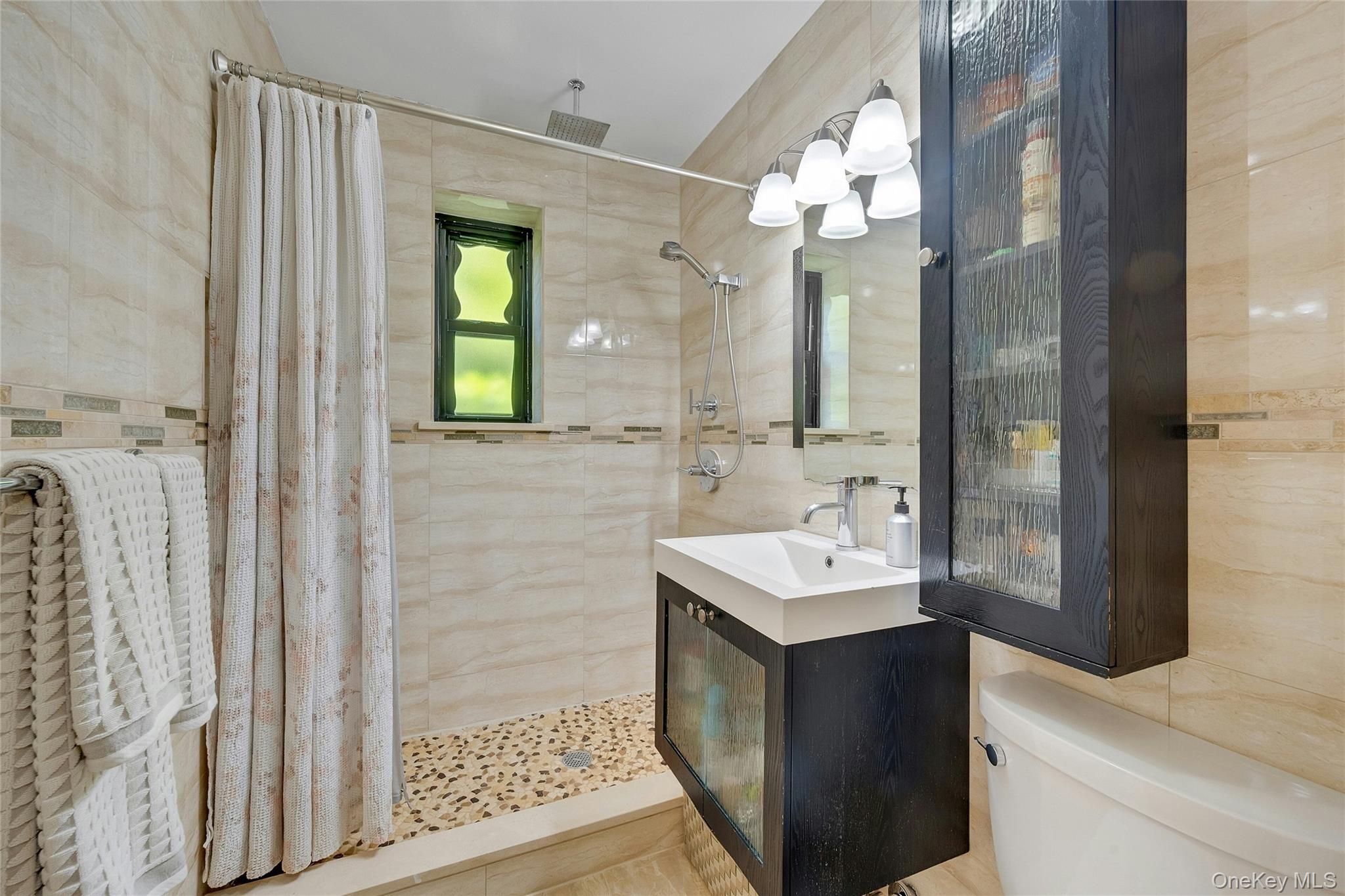 1259 California Road # 2 (C23), Eastchester, NY 10709