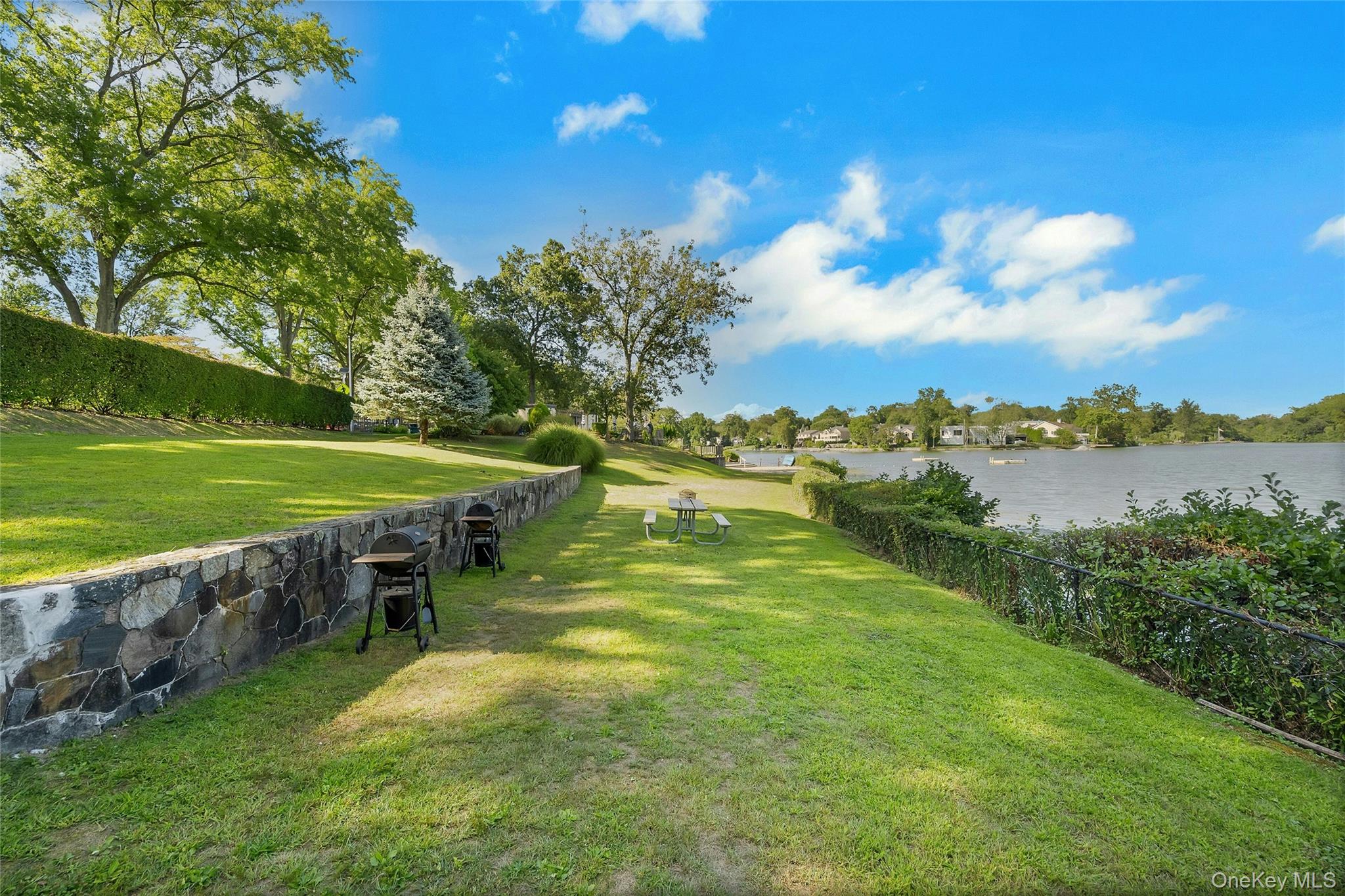 1259 California Road # 2 (C23), Eastchester, NY 10709