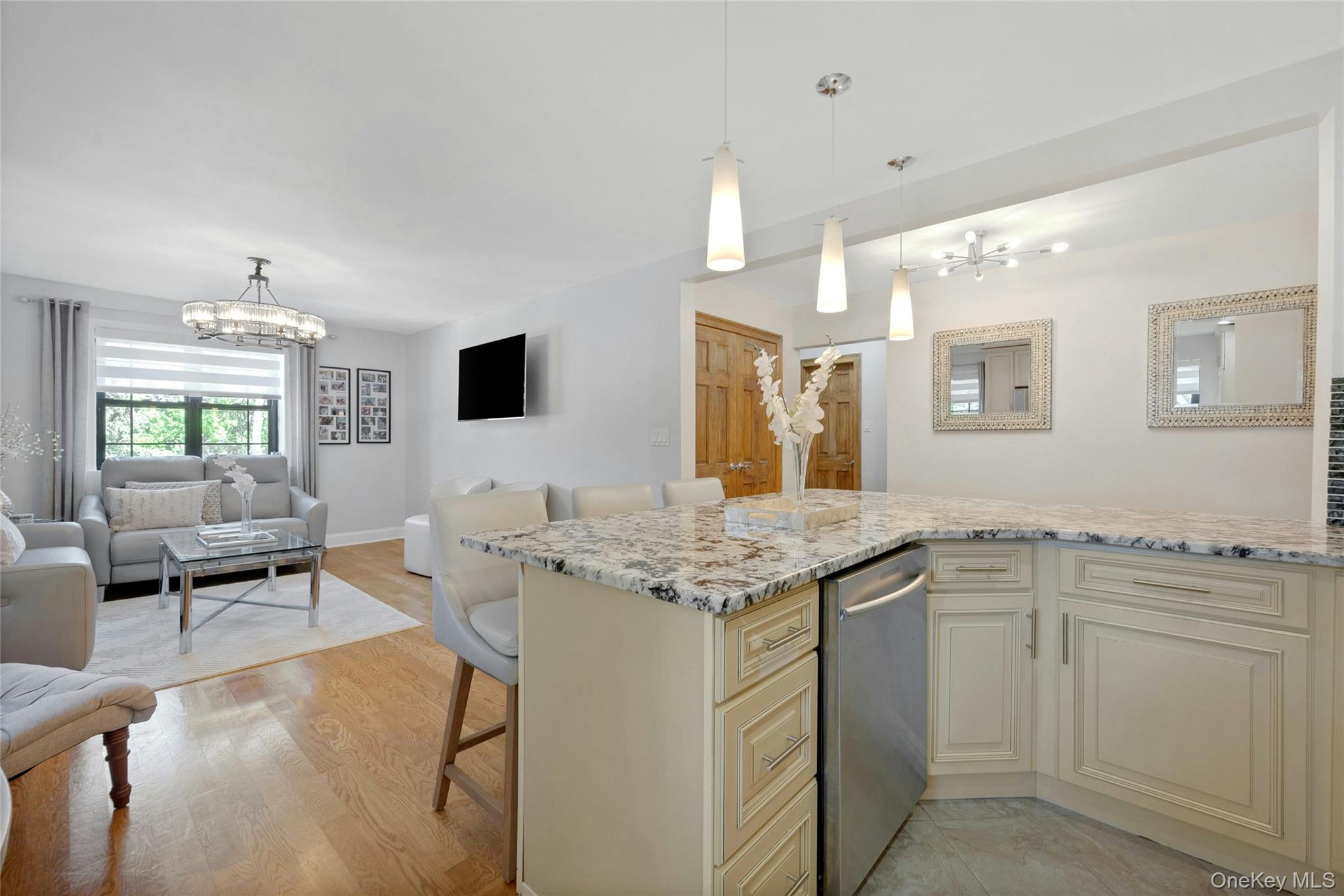 1259 California Road # 2 (C23), Eastchester, NY 10709