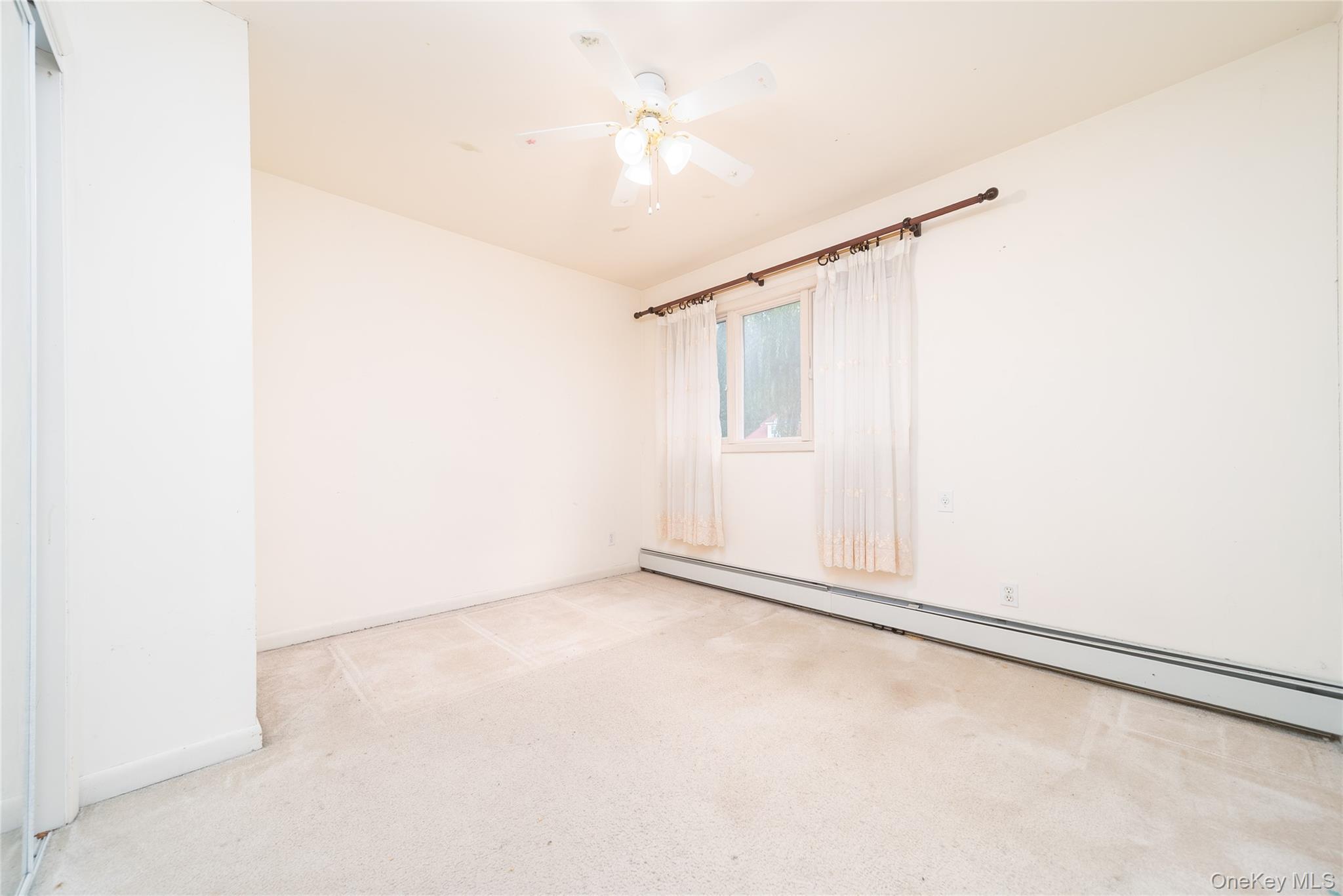 8716 Palo Alto Street, Hollis, NY 11423