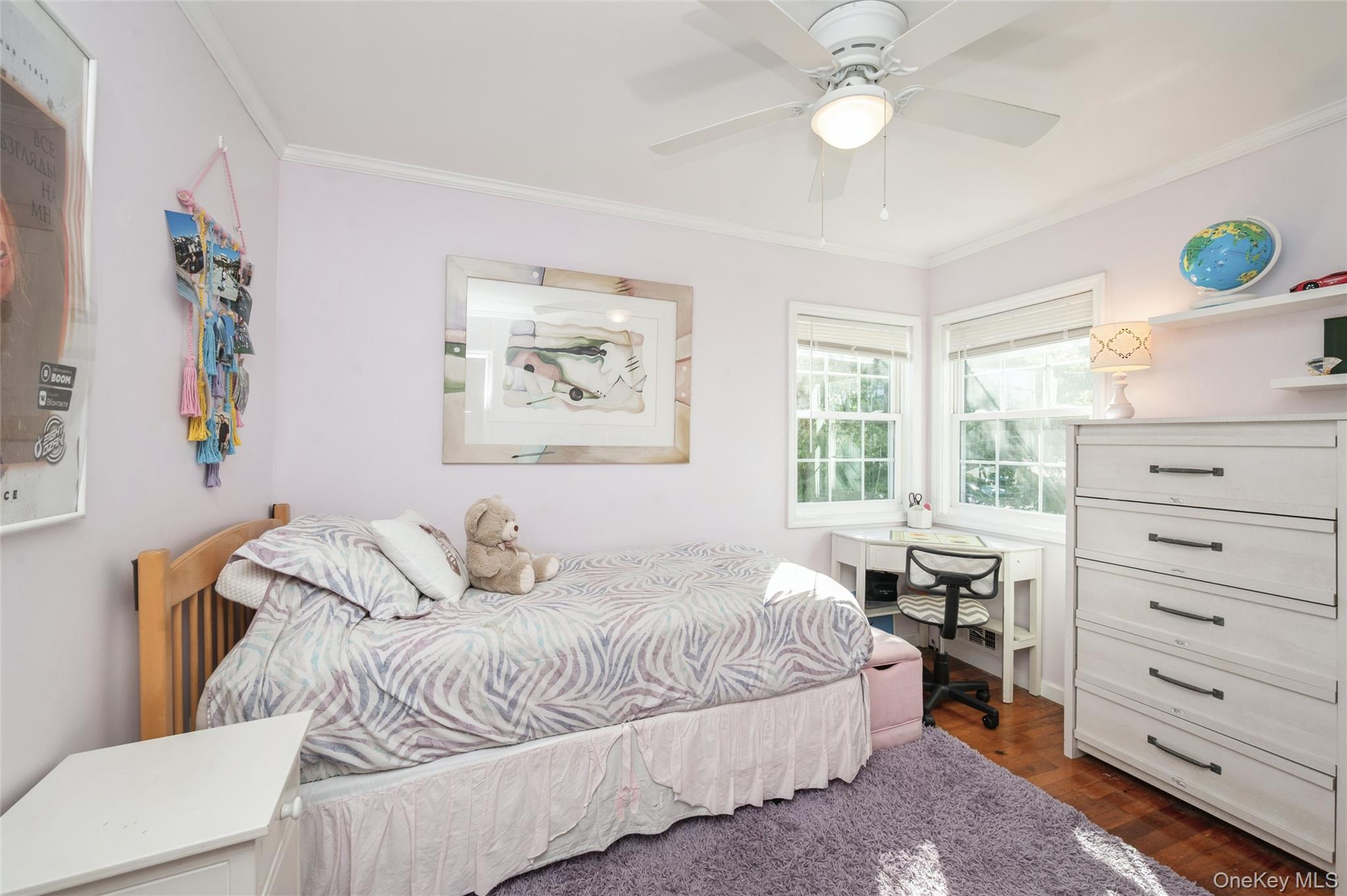 18 Lois Lane, Farmingdale, NY 11735