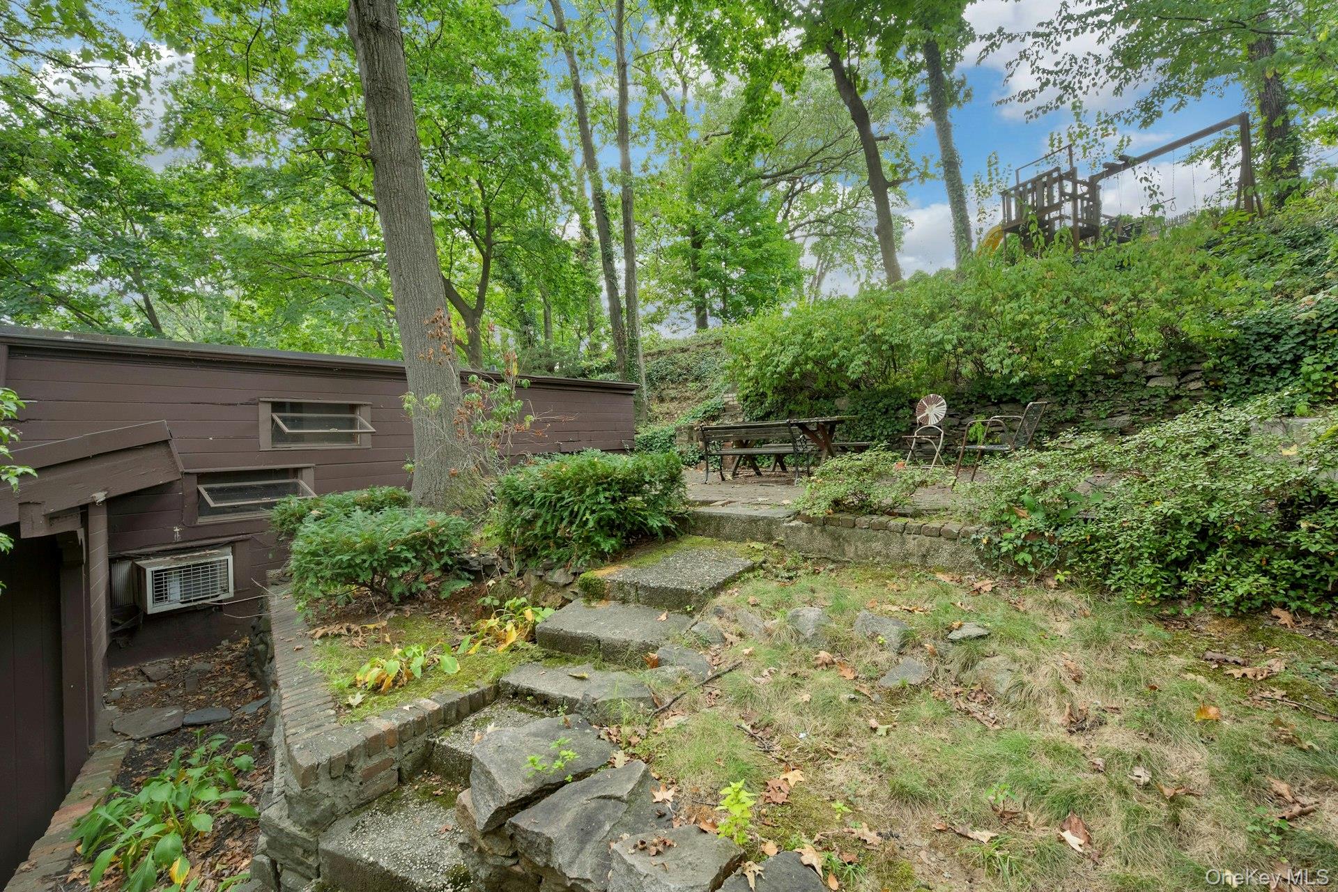 85 aka 87 Lefferts Road, Yonkers, NY 10705