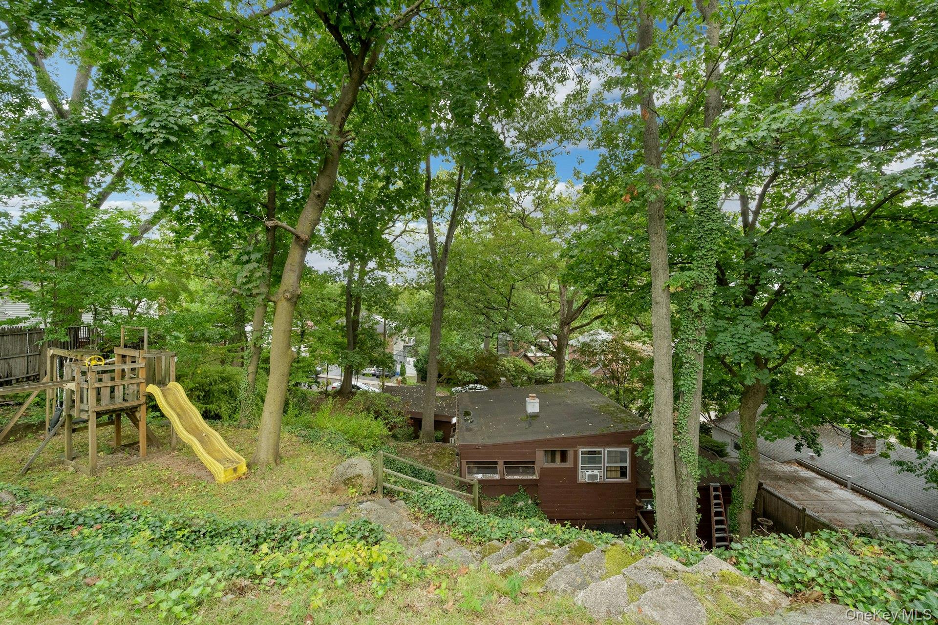 85 aka 87 Lefferts Road, Yonkers, NY 10705