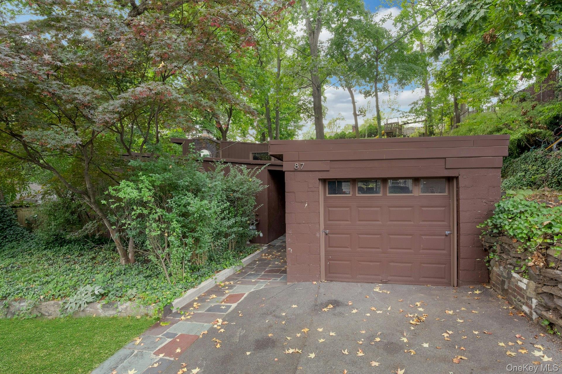 85 aka 87 Lefferts Road, Yonkers, NY 10705