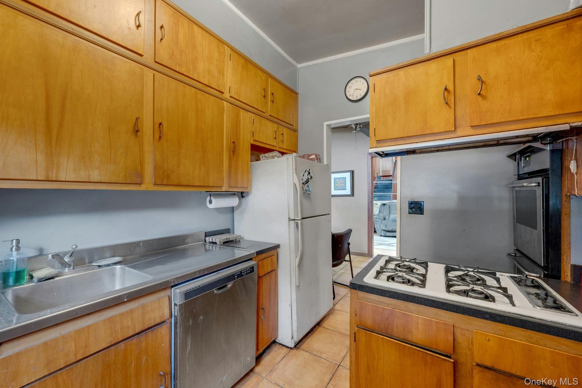 85 aka 87 Lefferts Road, Yonkers, NY 10705