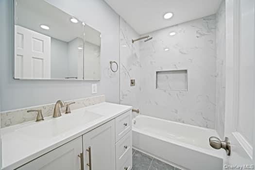 11 2nd Court, Ronkonkoma, NY 11779