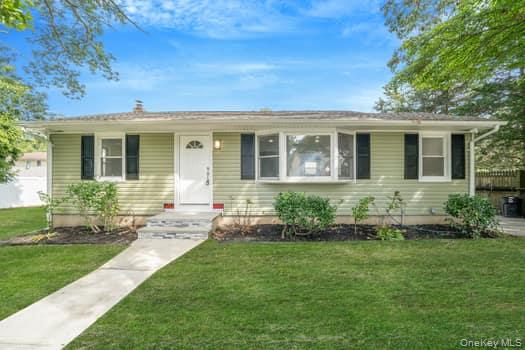 11 2nd Court, Ronkonkoma, NY 11779