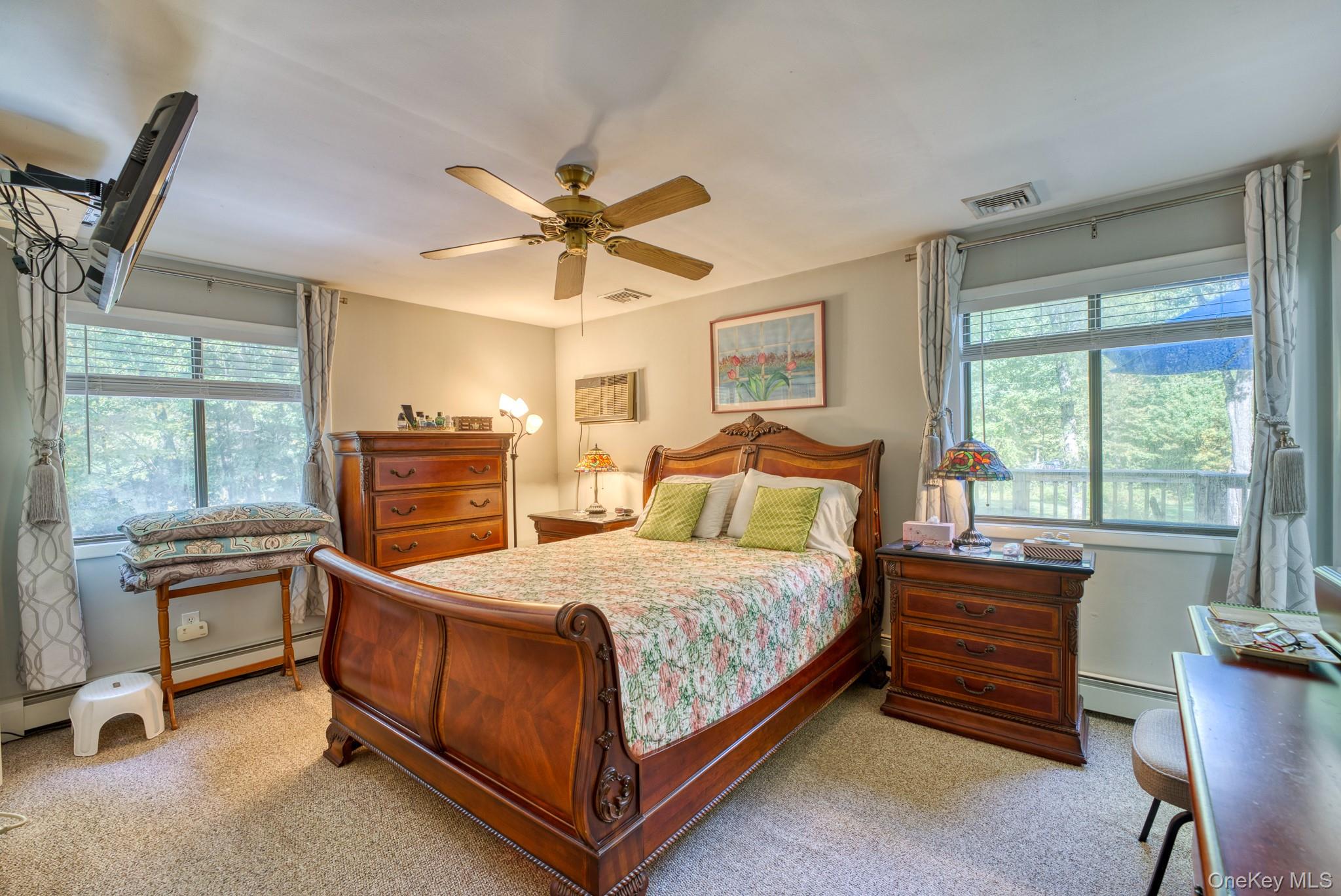 31 Queen Anne Lane, Wappingers Falls, NY 12590