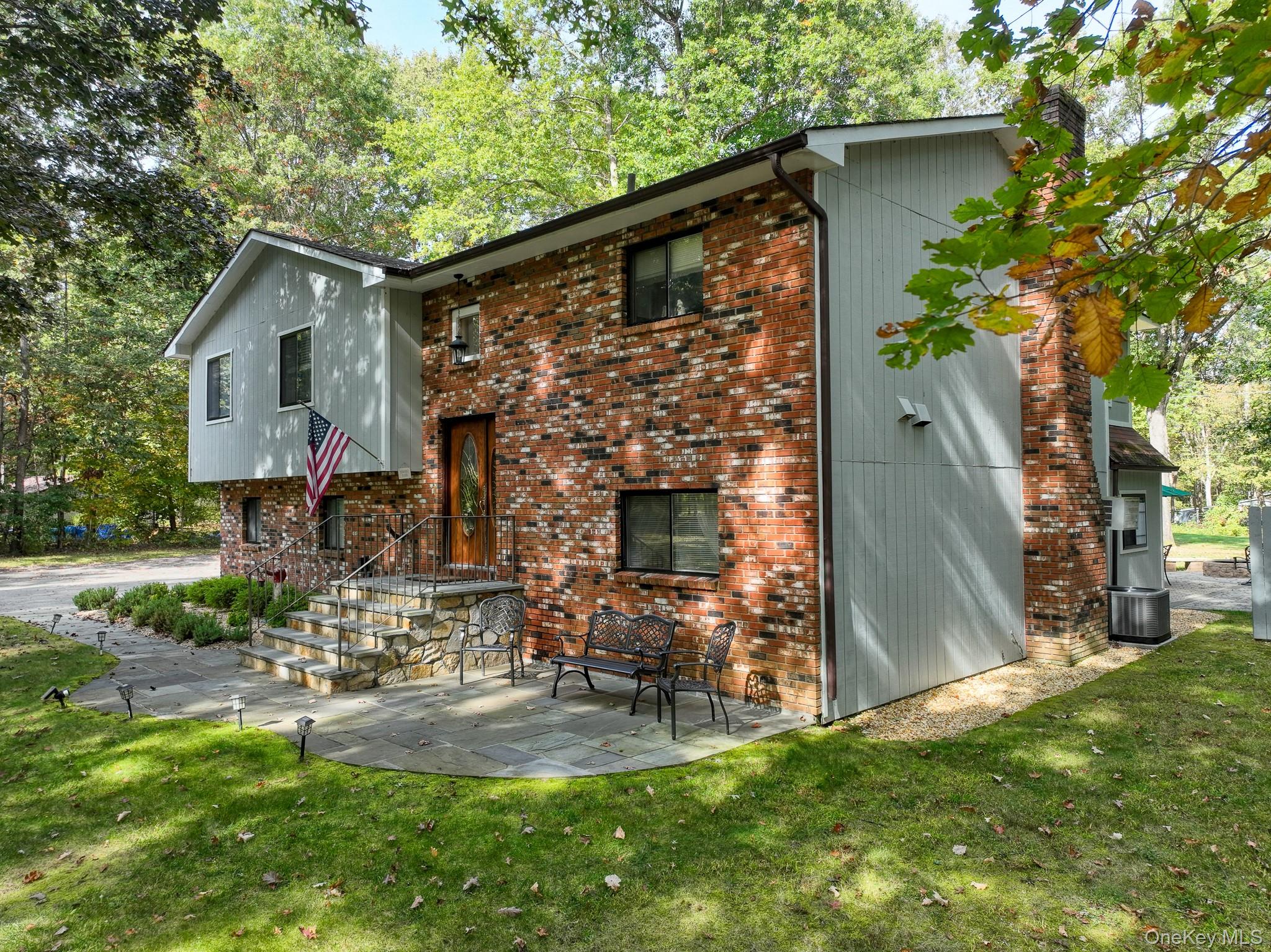 31 Queen Anne Lane, Wappingers Falls, NY 12590