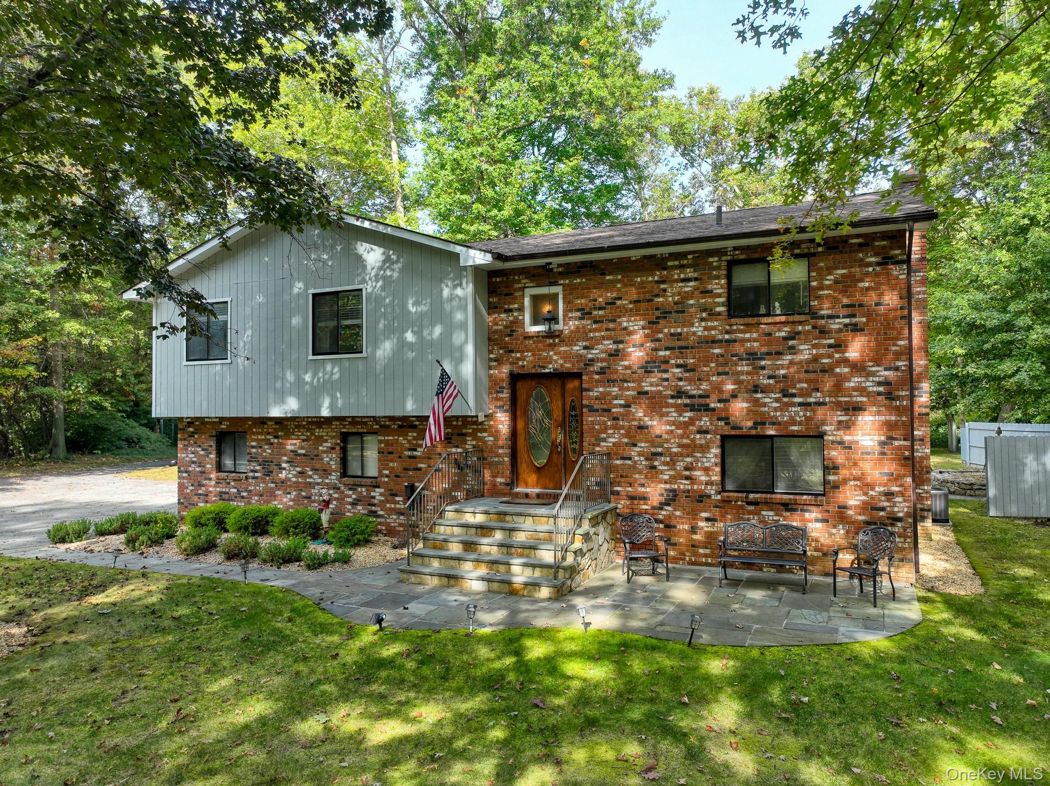 31 Queen Anne Lane, Wappingers Falls, NY 12590