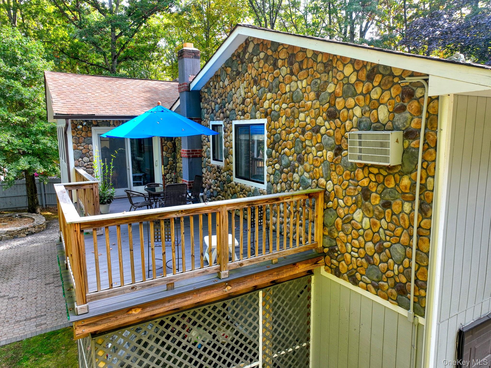 31 Queen Anne Lane, Wappingers Falls, NY 12590