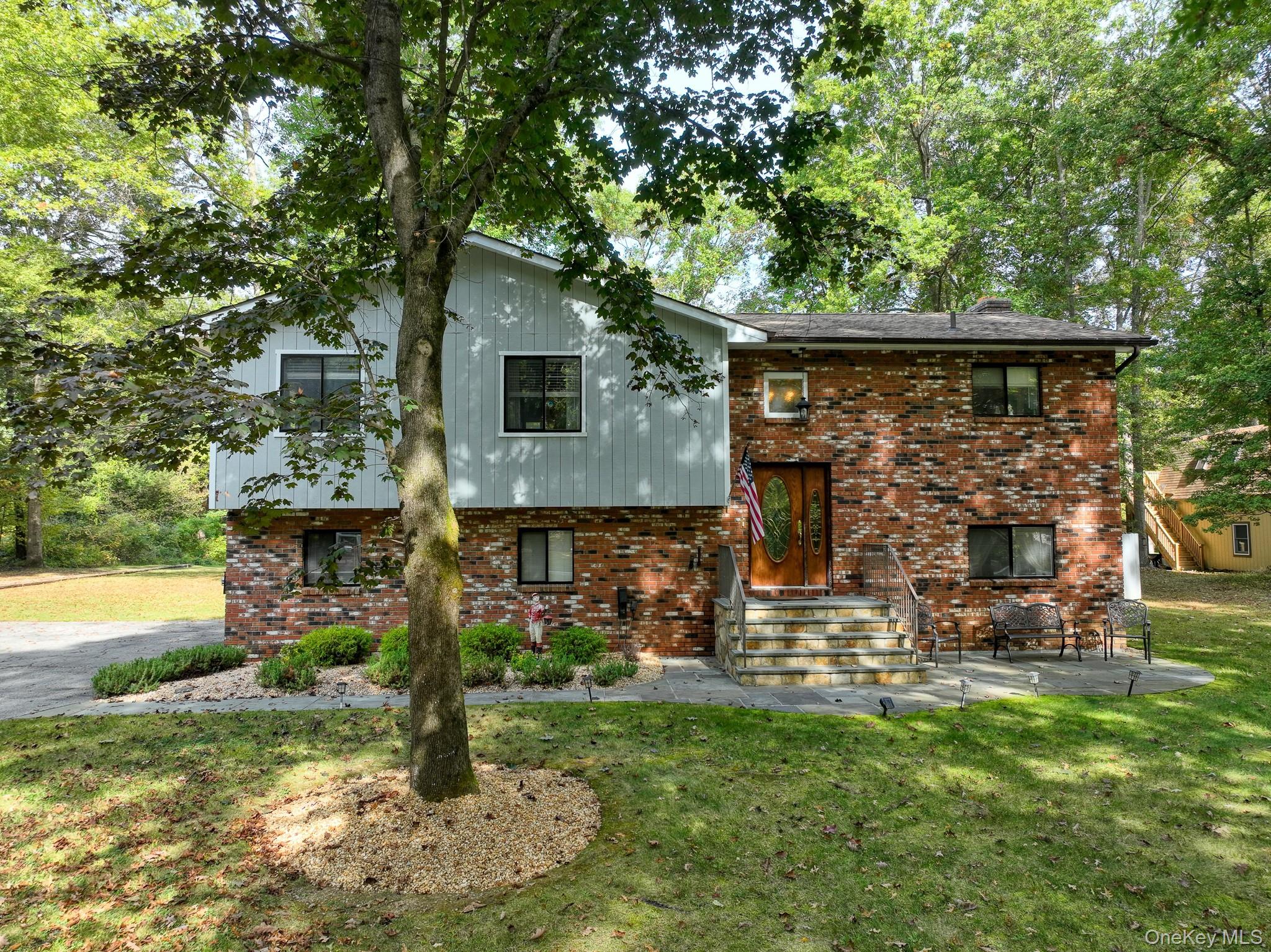 31 Queen Anne Lane, Wappingers Falls, NY 12590