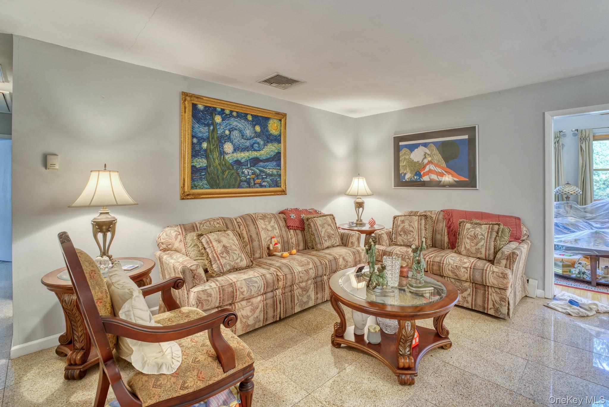 31 Queen Anne Lane, Wappingers Falls, NY 12590